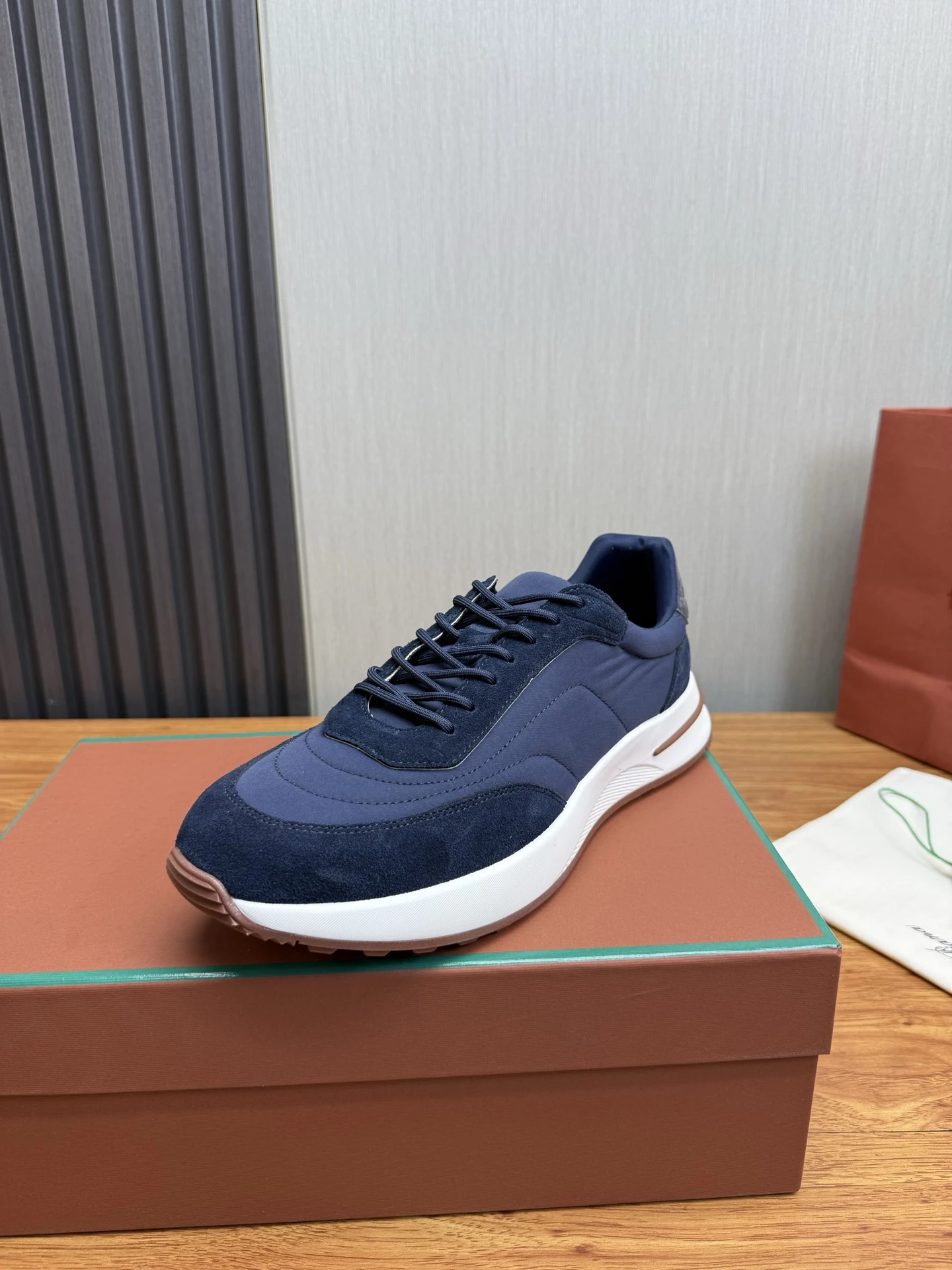 Loro Piana Sneakers — 6bf226f2