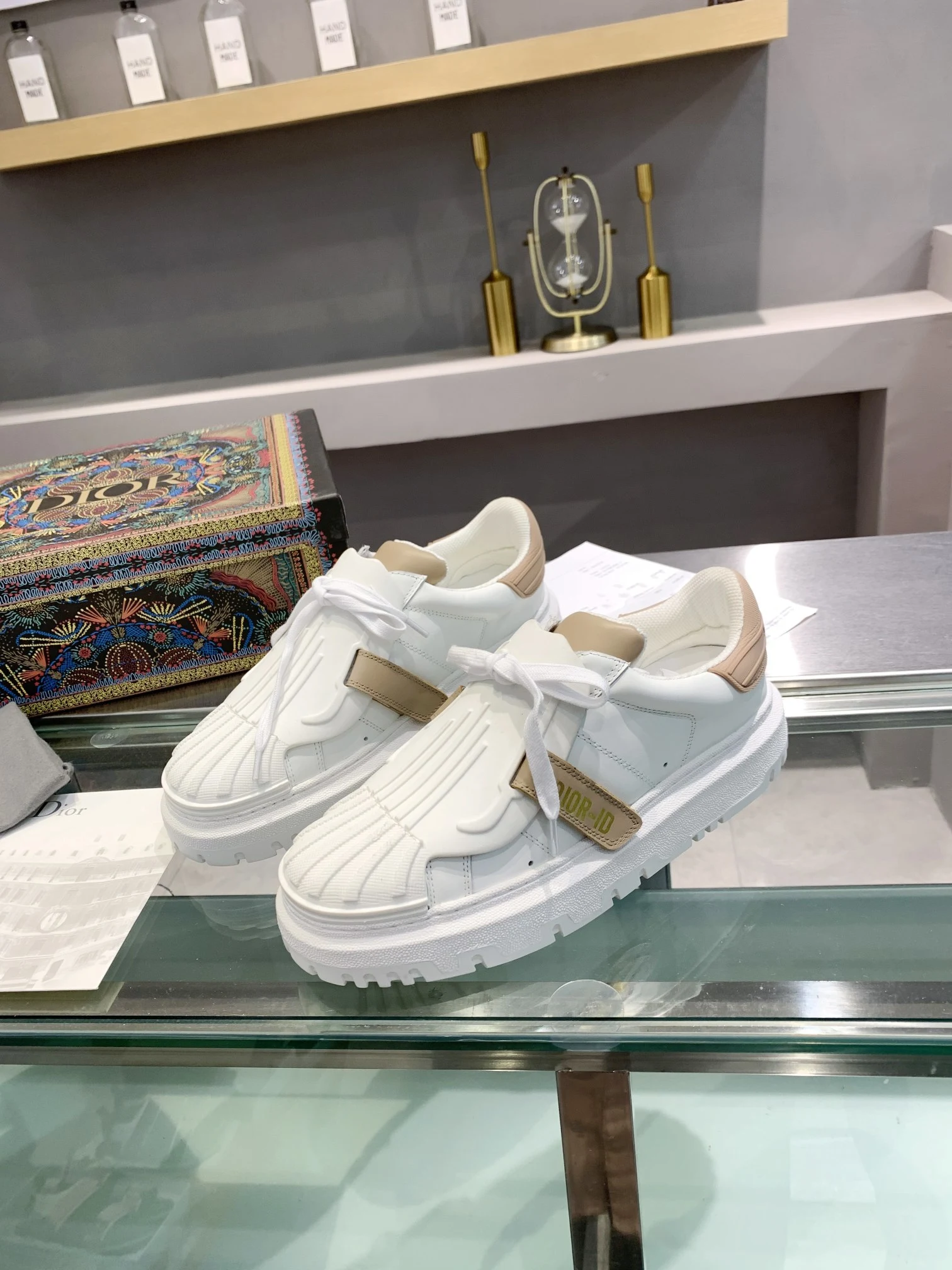 Dior Sneakers — 53377490