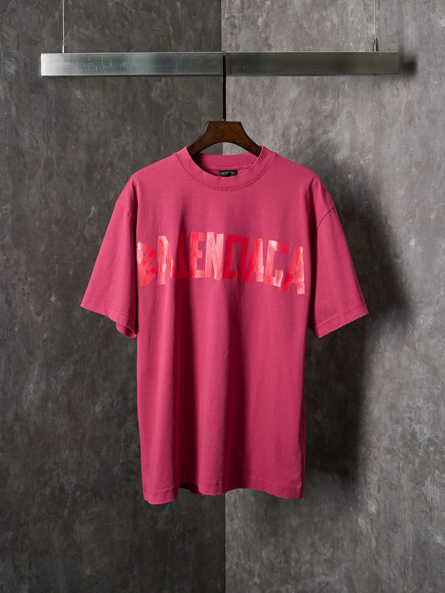 Balenciaga T-Shirt — 241da76b