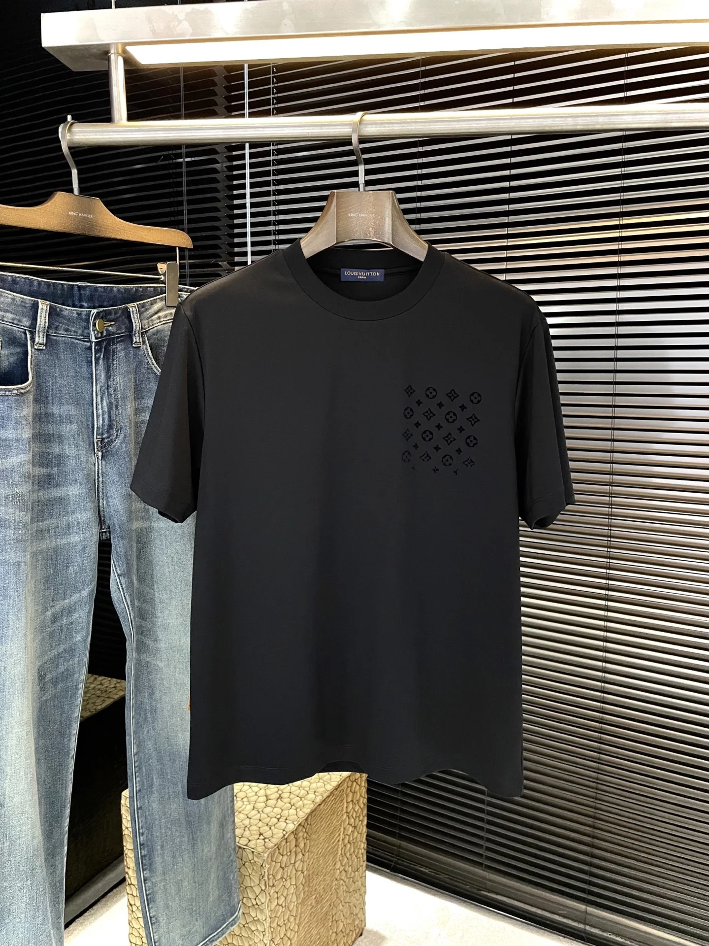 Louis Vuitton T-Shirt — dcb92ce7