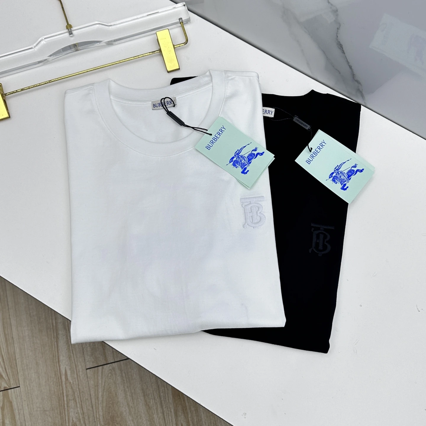 Burberry T-Shirt — 598fb79e