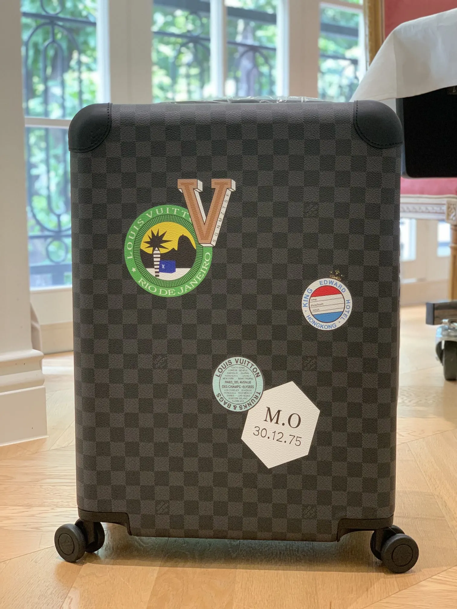 Luggage — 2594a164