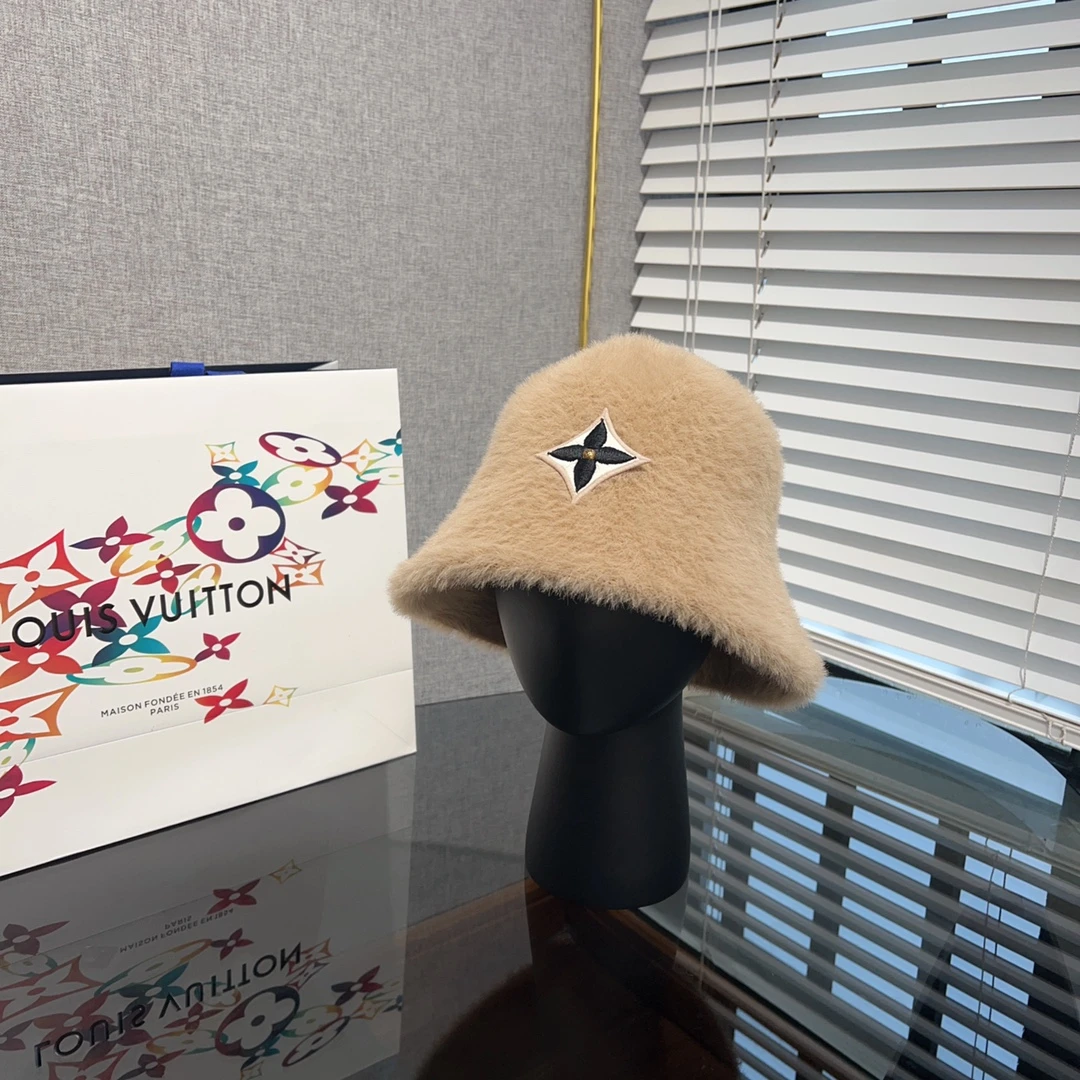 Louis Vuitton Hats — 2623686b