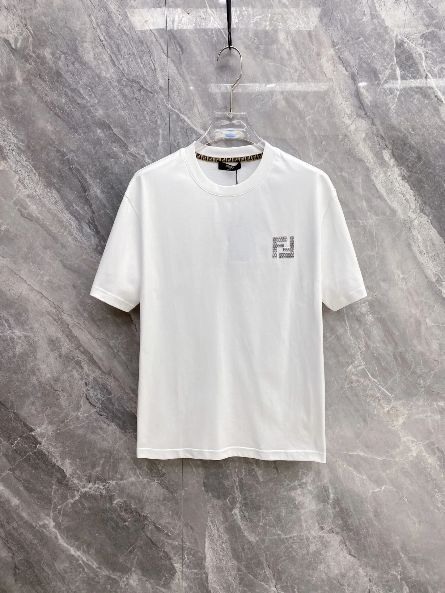 Fendi T-Shirt — 9aca0534