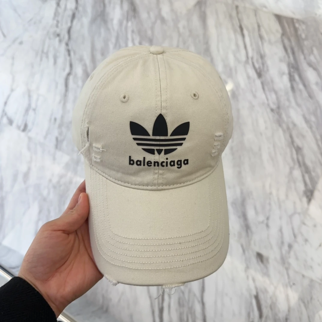Balenciaga Hat — 7ecbcd69