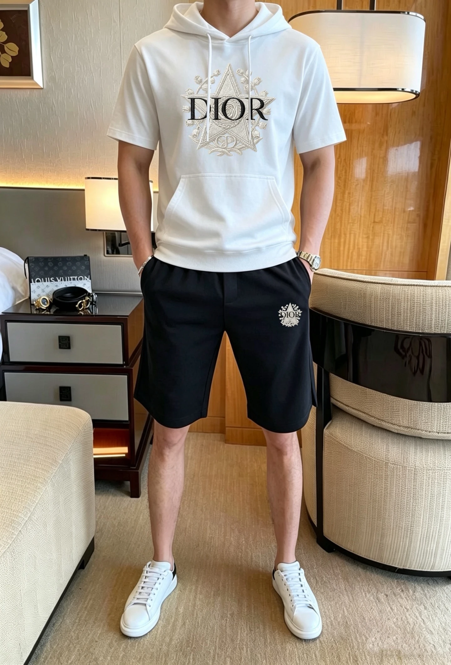 Dior T-Shirt — 08c04385