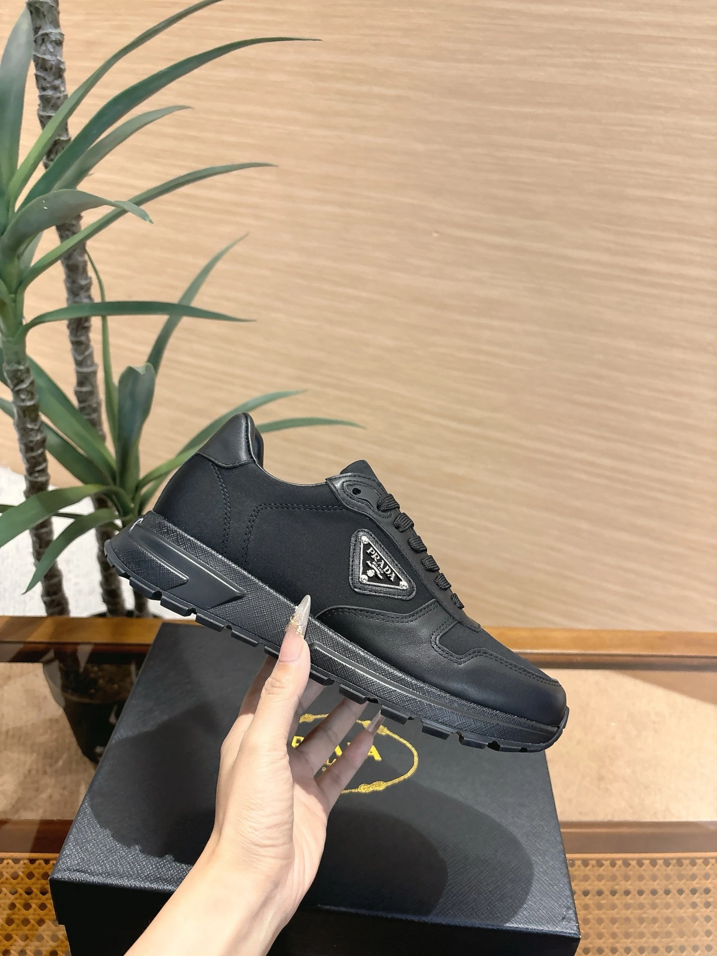 Prada Sneakers — a254c755
