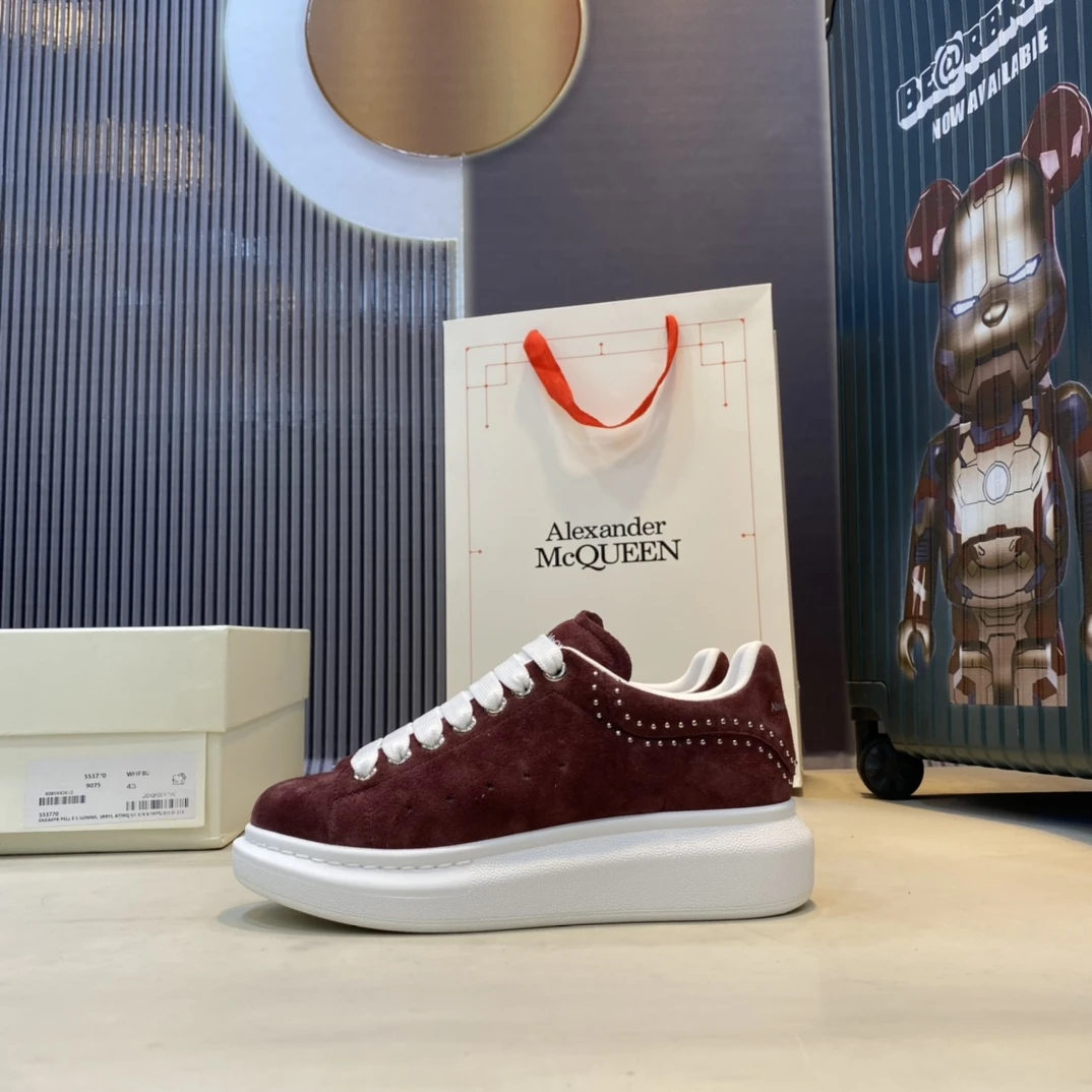 Alexander McQueen Sneakers — 781106b1
