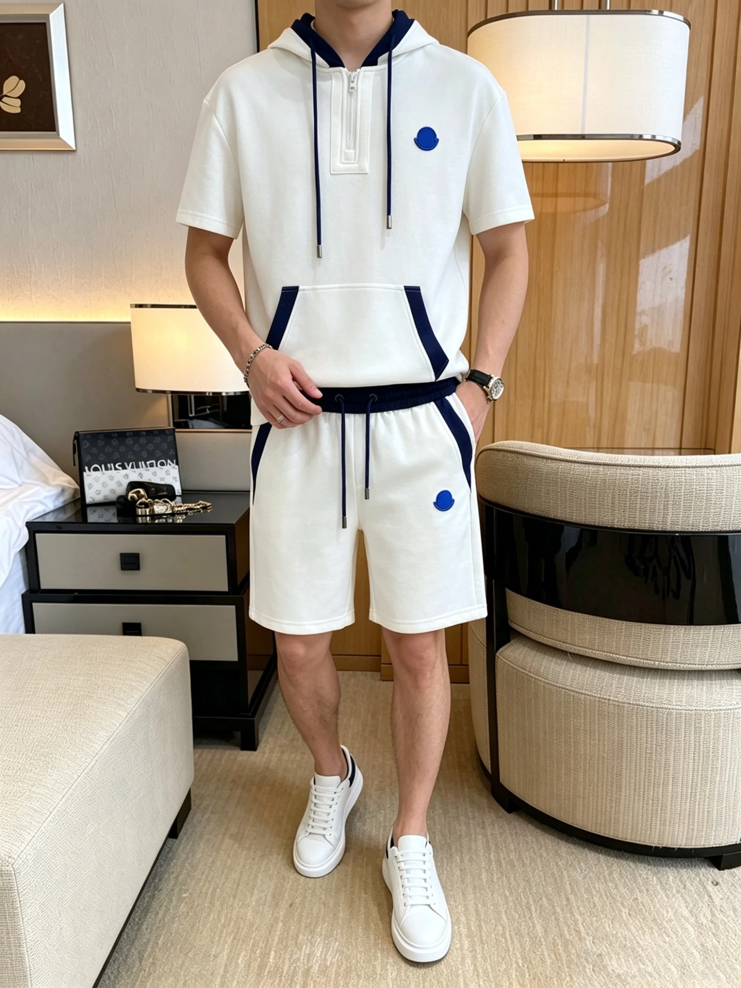 Moncler T-Shirt — 0e0d9324