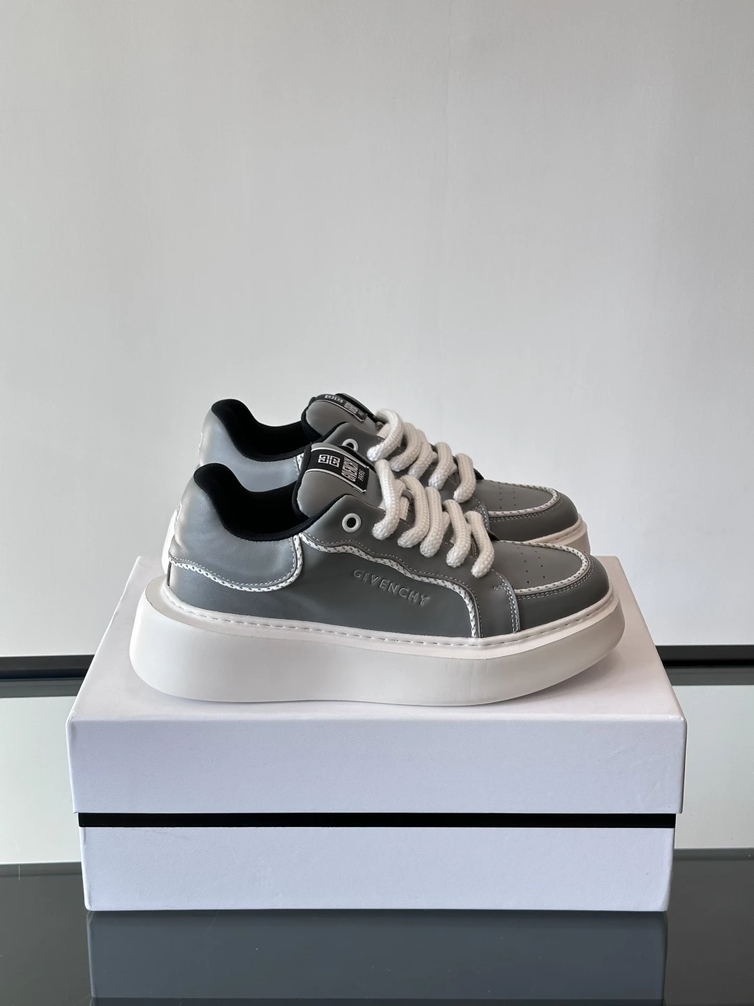 Givenchy Shoes — d518040a