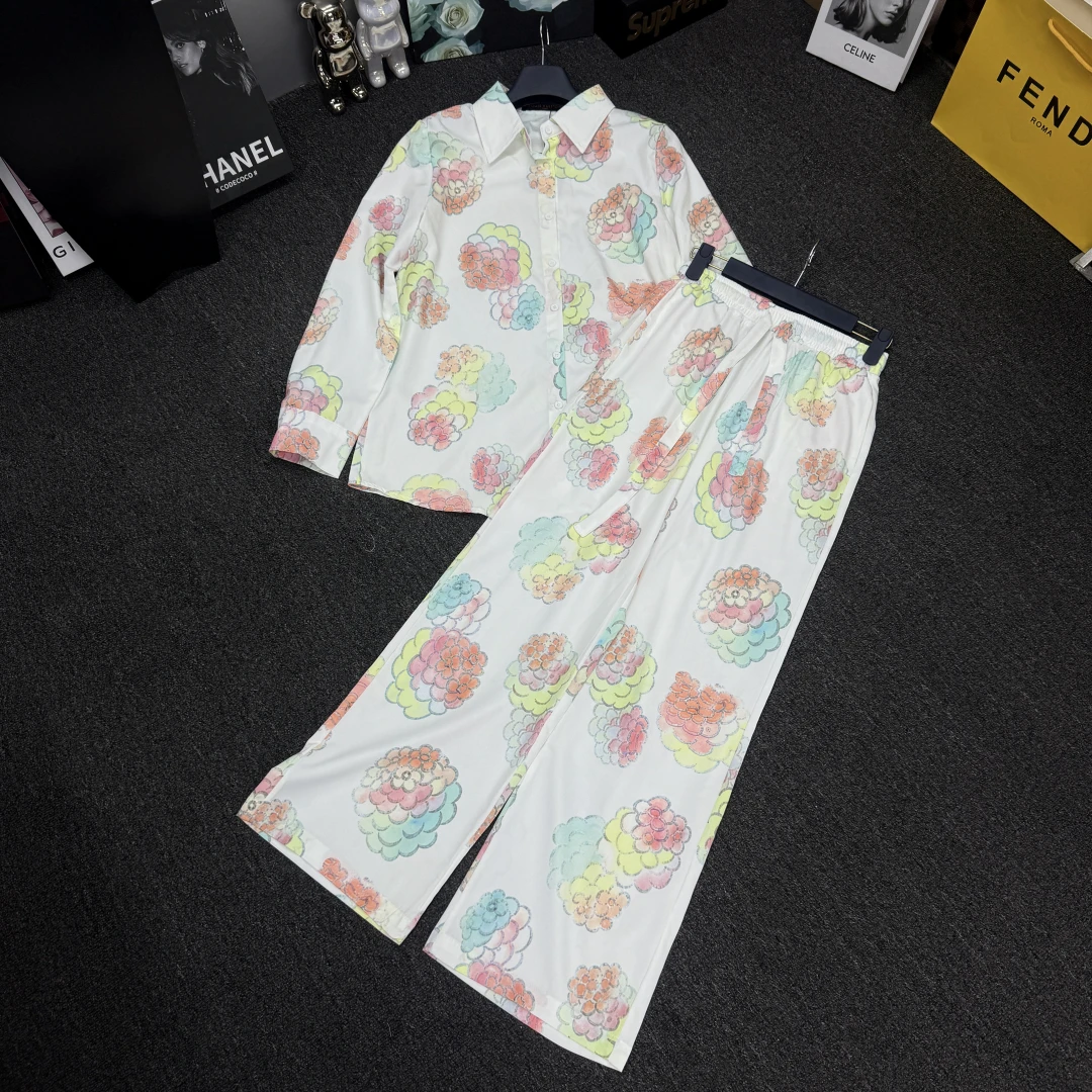 Louis Vuitton Trousers — 5d3d9865