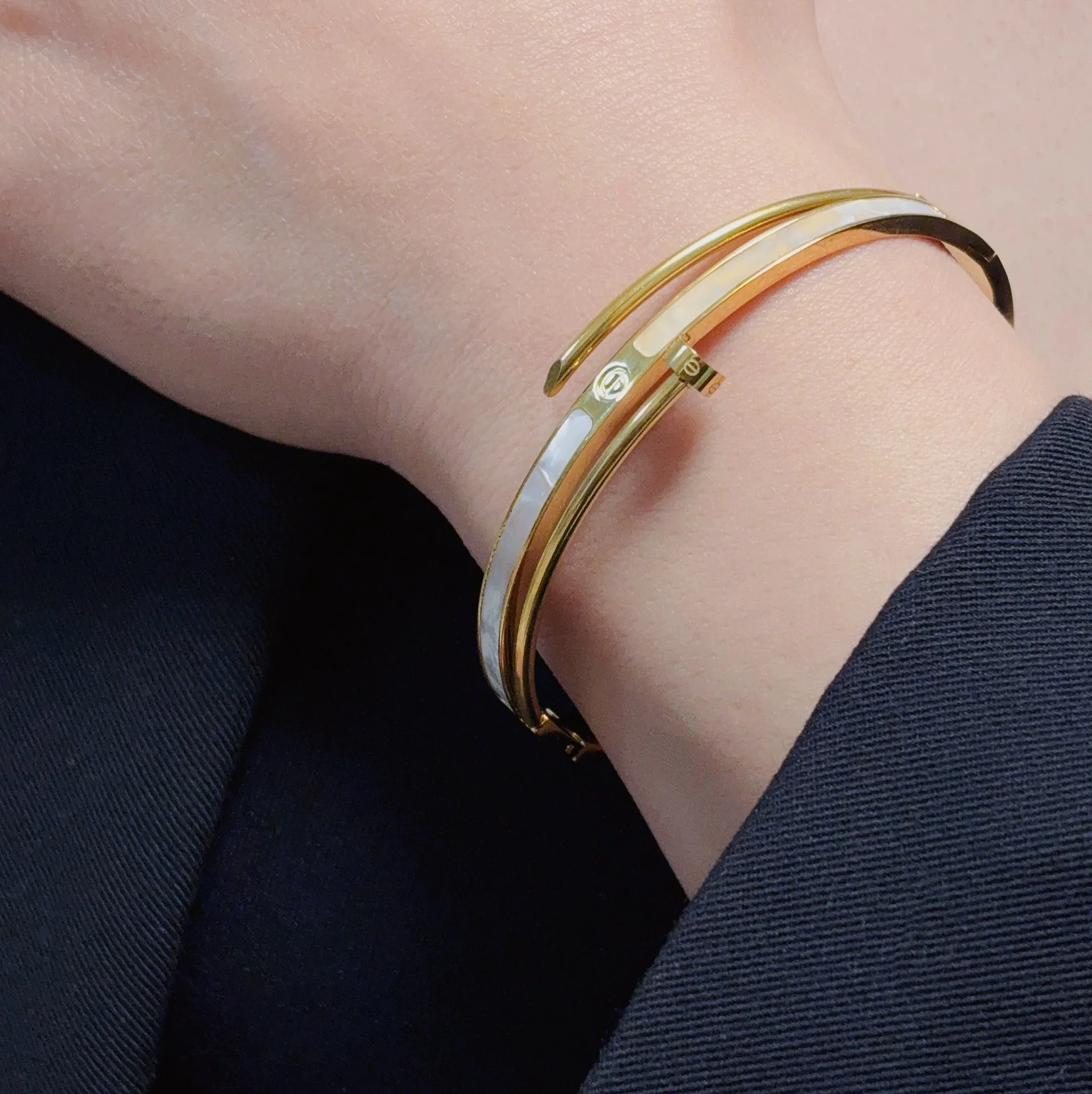 Cartier Jewellery — 8217064f