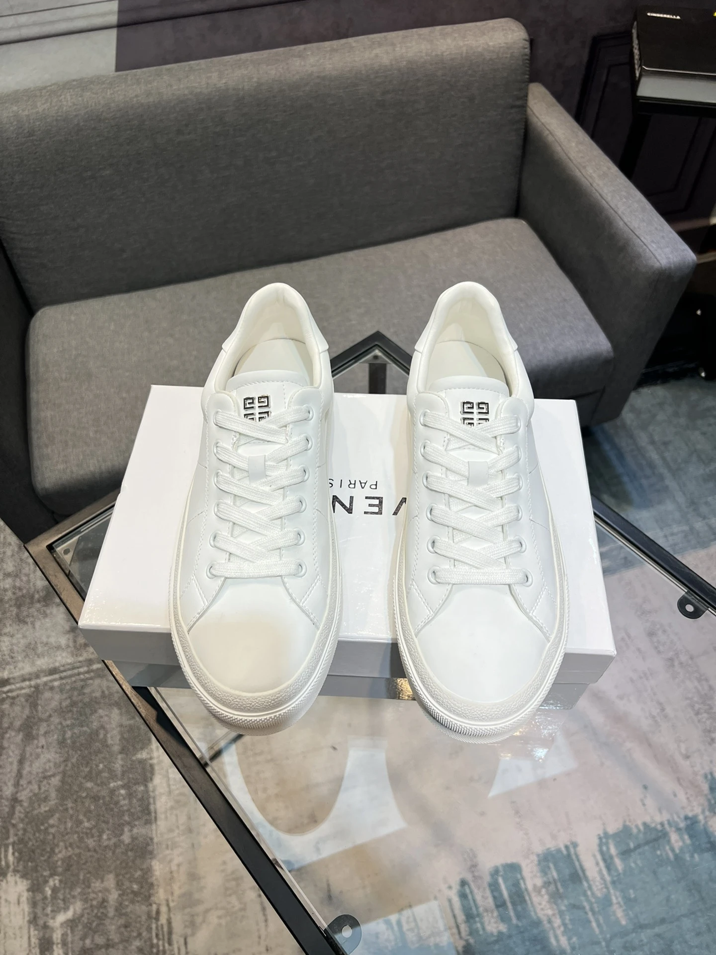 Givenchy Shoes — 04fdc4b5