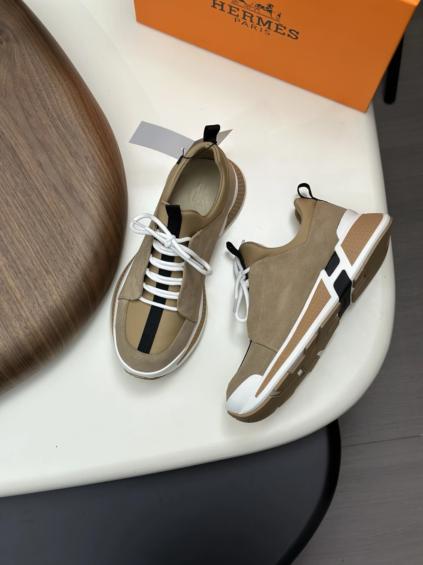 Hermès Sneakers — f6b3bb20