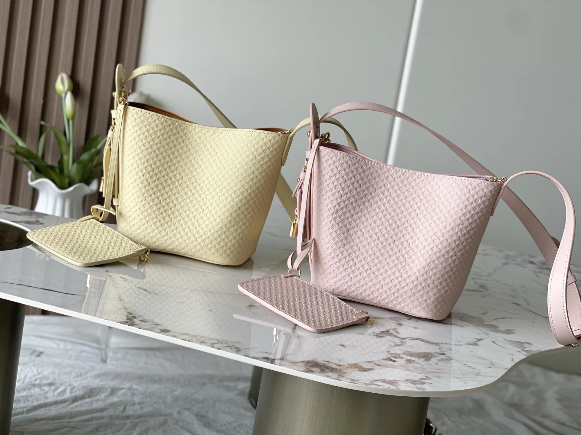 Louis Vuitton Bag — 2d9158a9