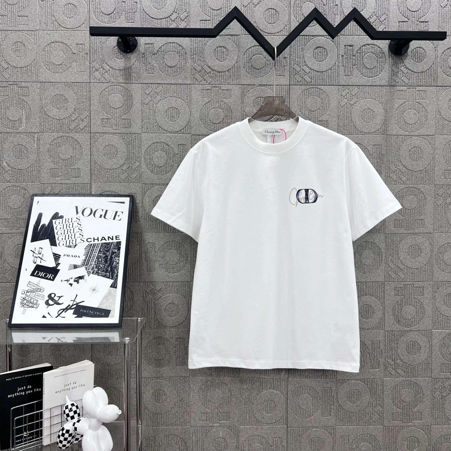 Dior T-Shirt — 7dd41f21