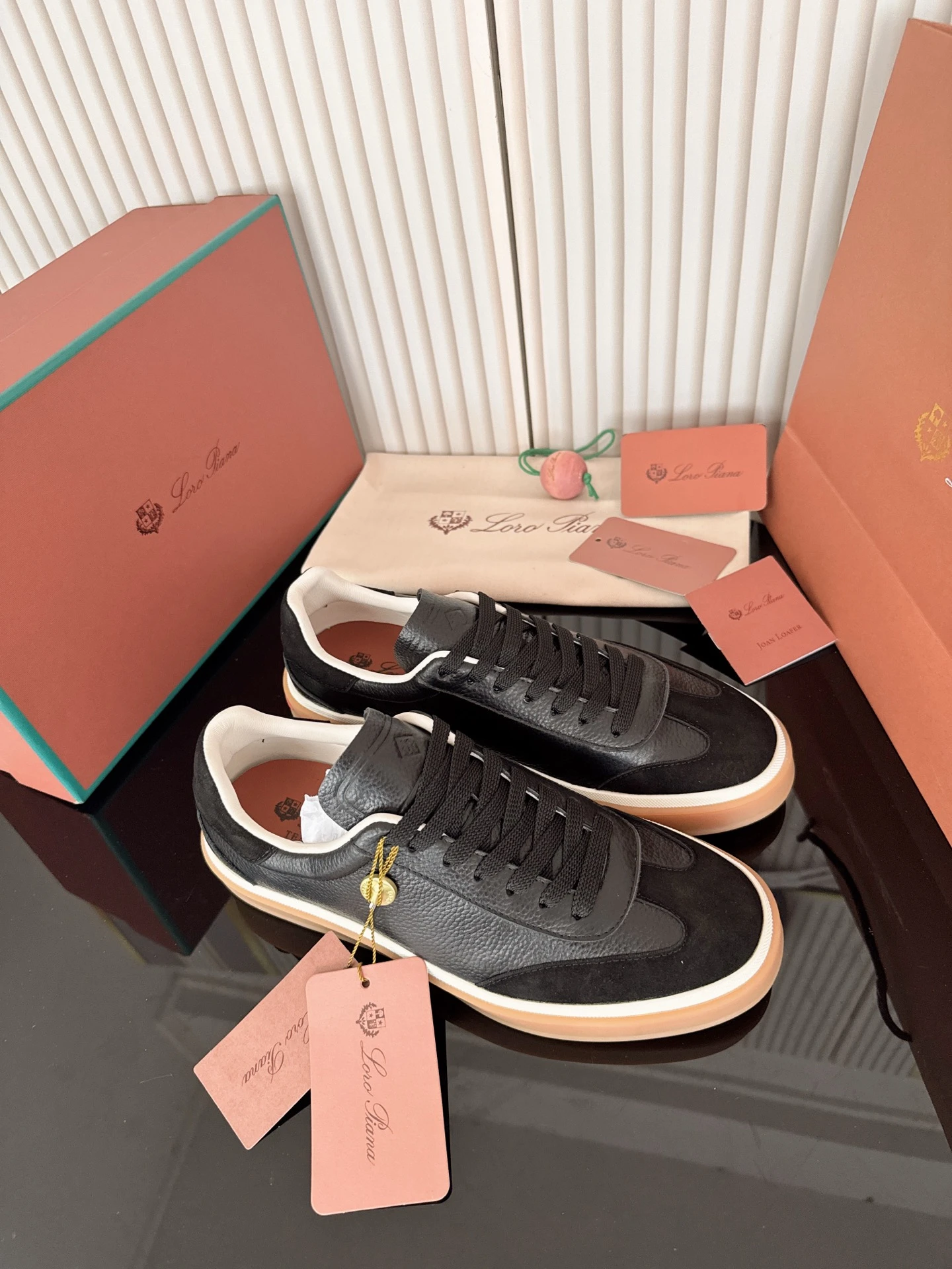 Loro Piana Sneakers — 70e9ec9f