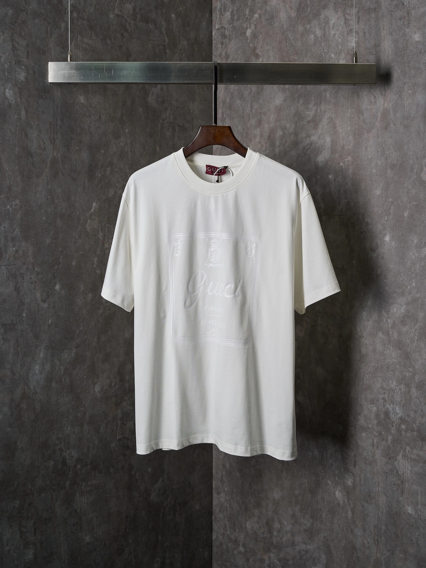 Gucci T-Shirt — 84bbdae1