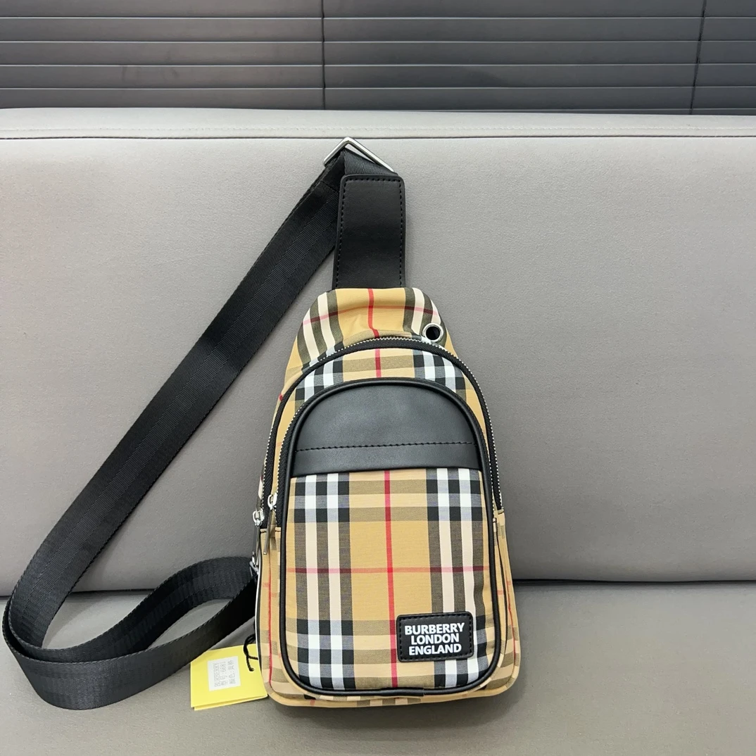 Burberry Bag — bc51f608