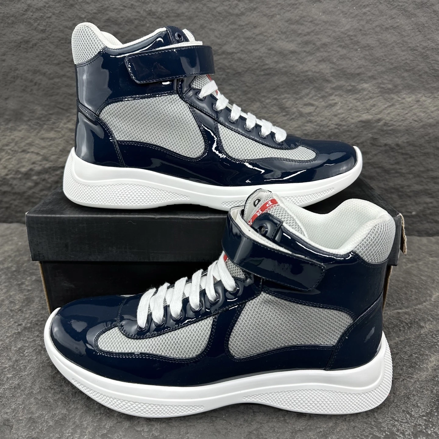 Prada Sneakers — fddf6993