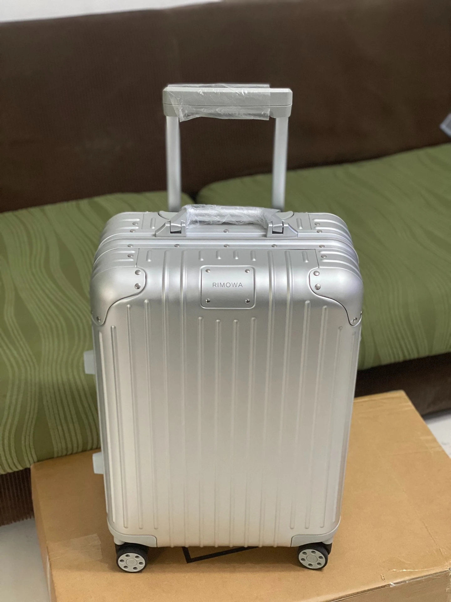 Luggage — f1a67bf9