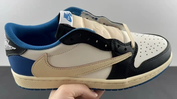 Nike Shoes — 3cefd029
