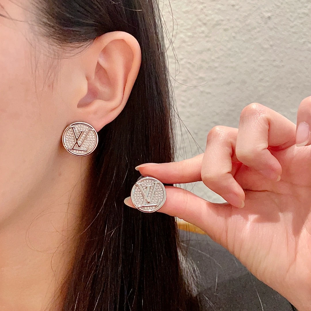 Louis Vuitton Earrings — e59ff3ed