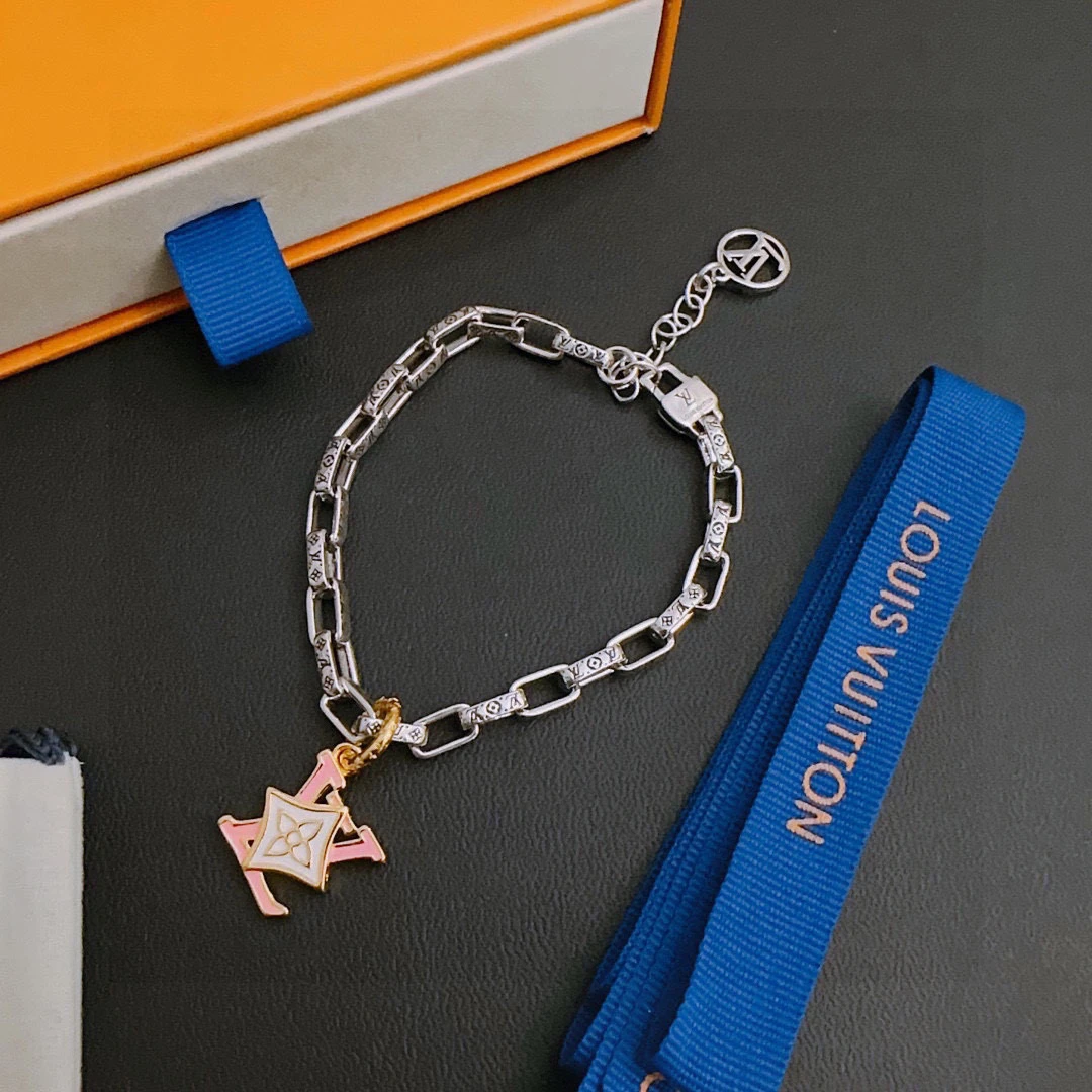 Louis Vuitton Bracelets — 93d4f788
