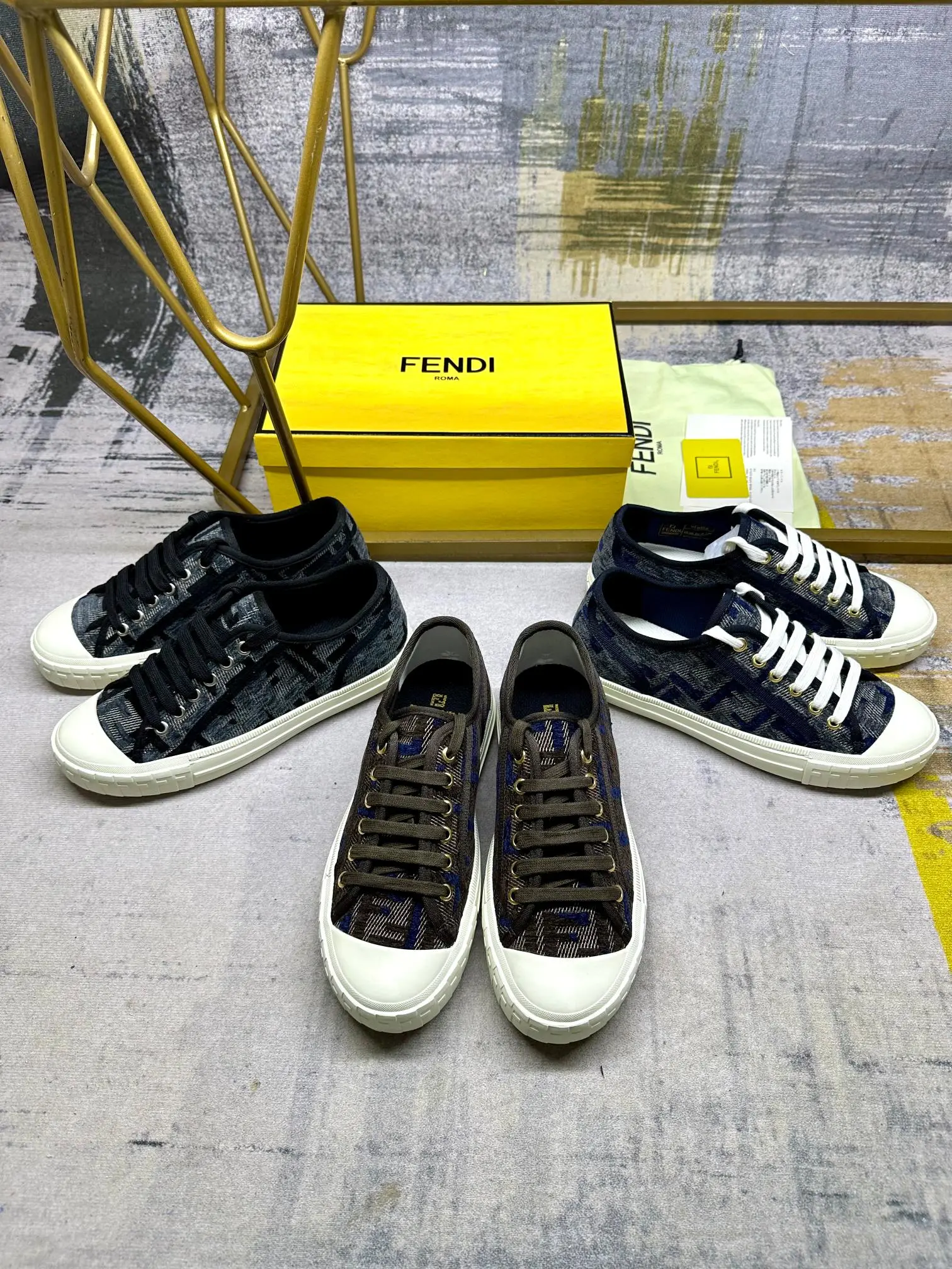 Fendi Sneakers — 32c1311c