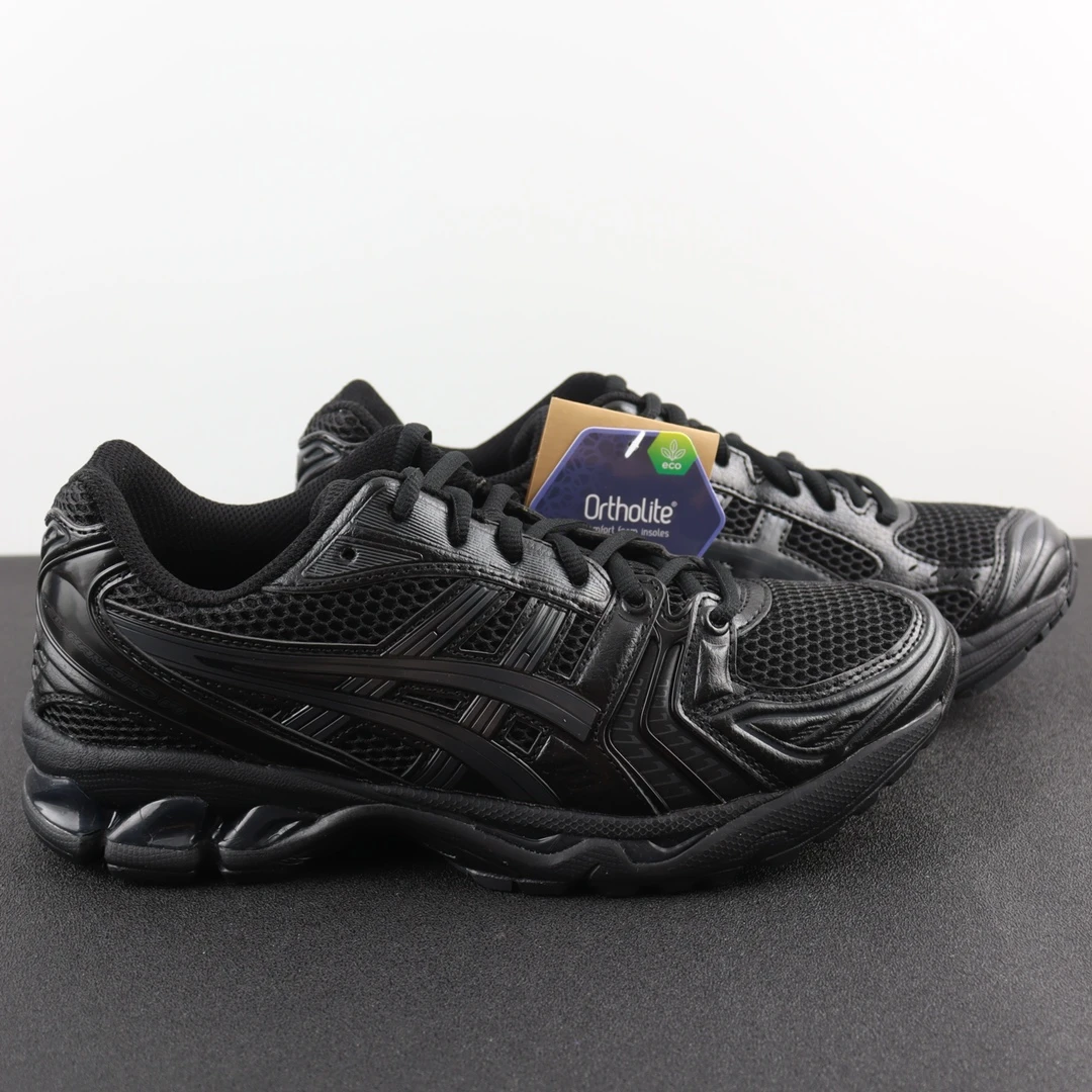 Asics Shoes — 3bcd81ef