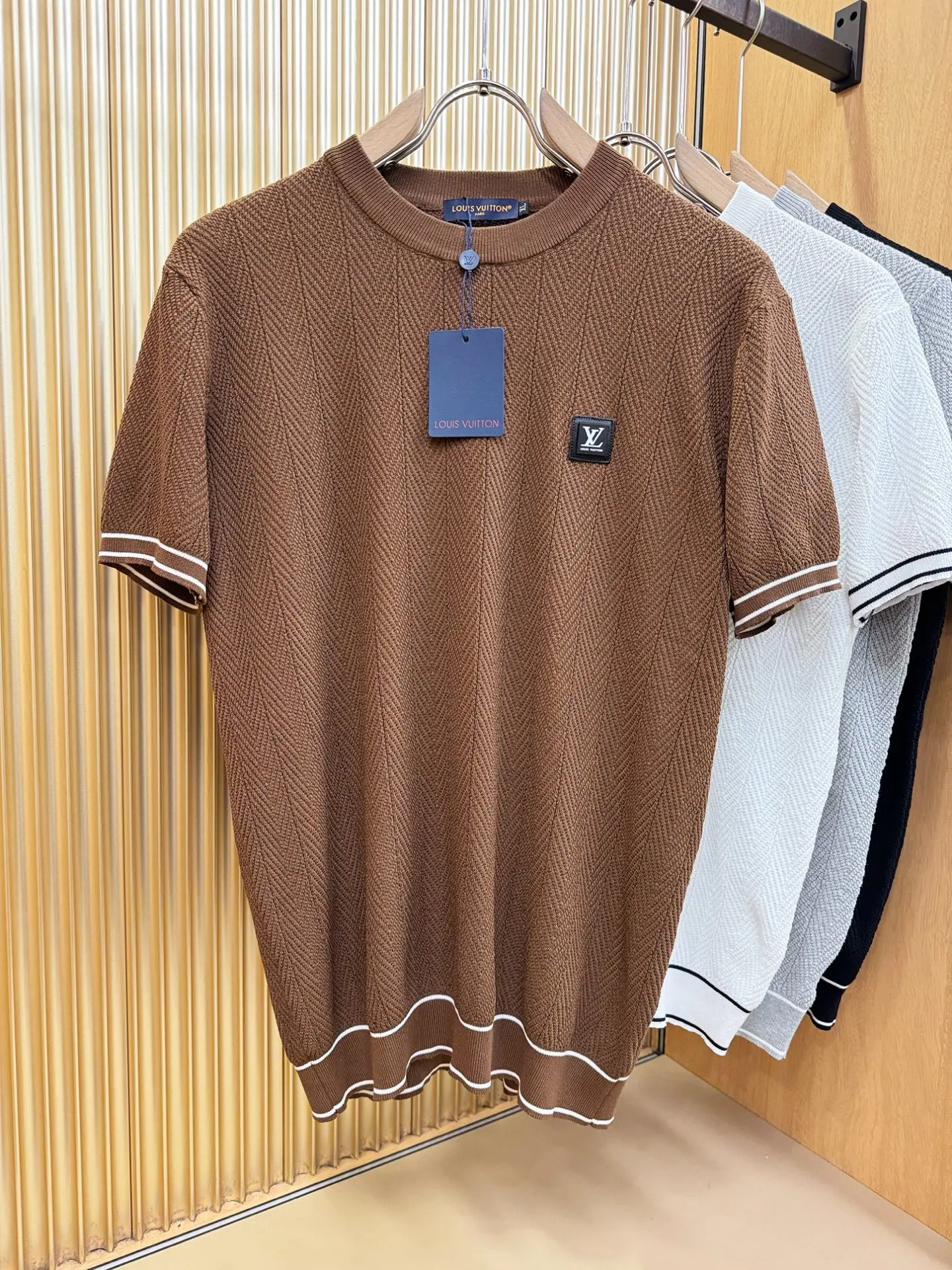 Louis Vuitton T-Shirt — acb847a1