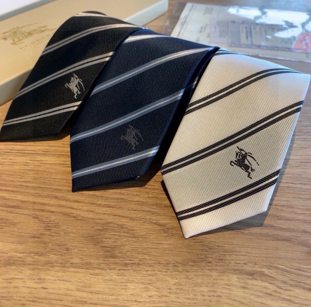 Burberry Ties — e3db3fce