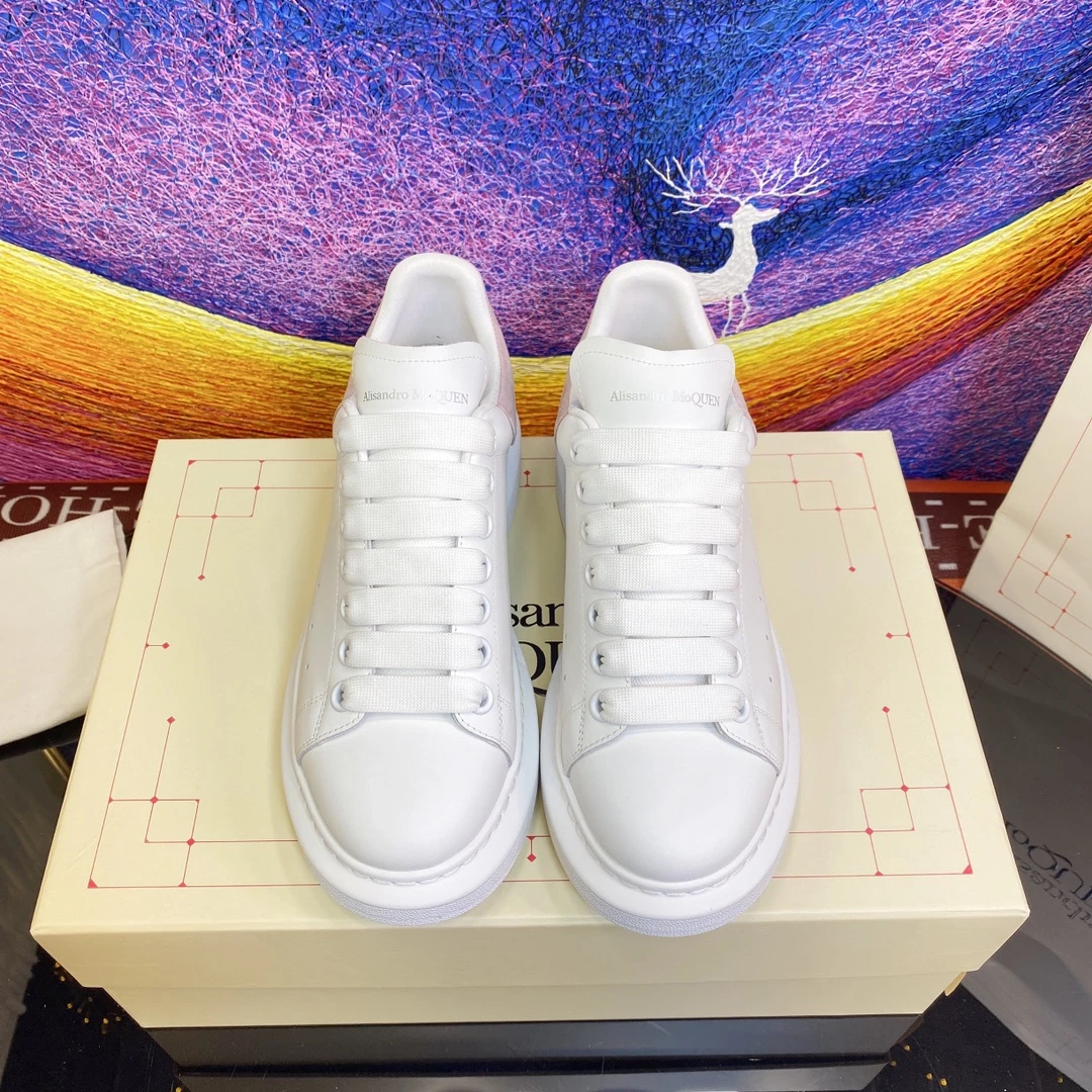 Alexander McQueen Sneakers — e90ddaca