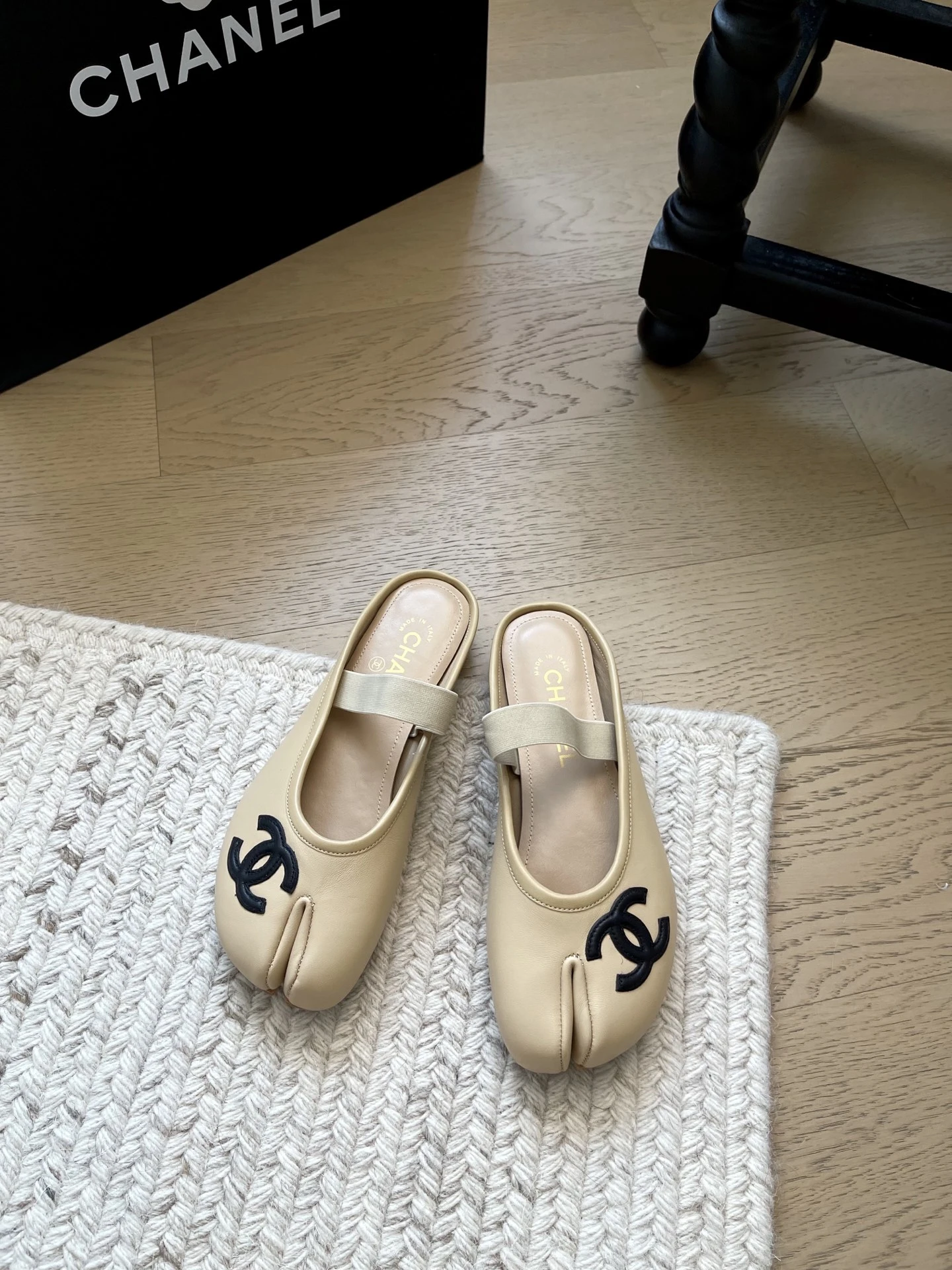 Chanel Shoes — b1df85dd