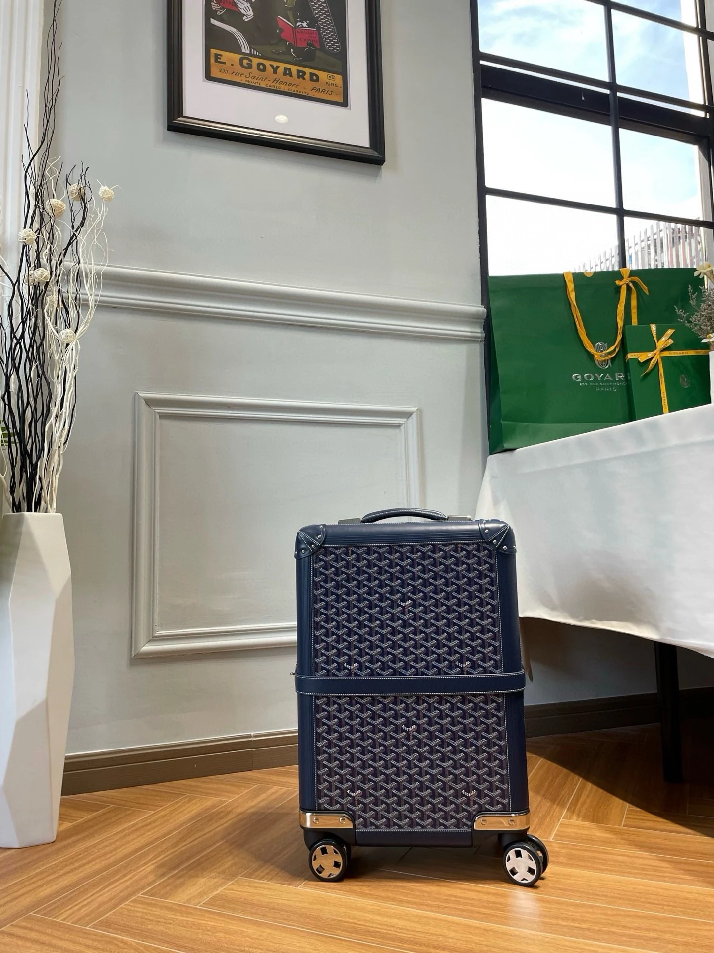 Goyard Luggage — f2a341d8