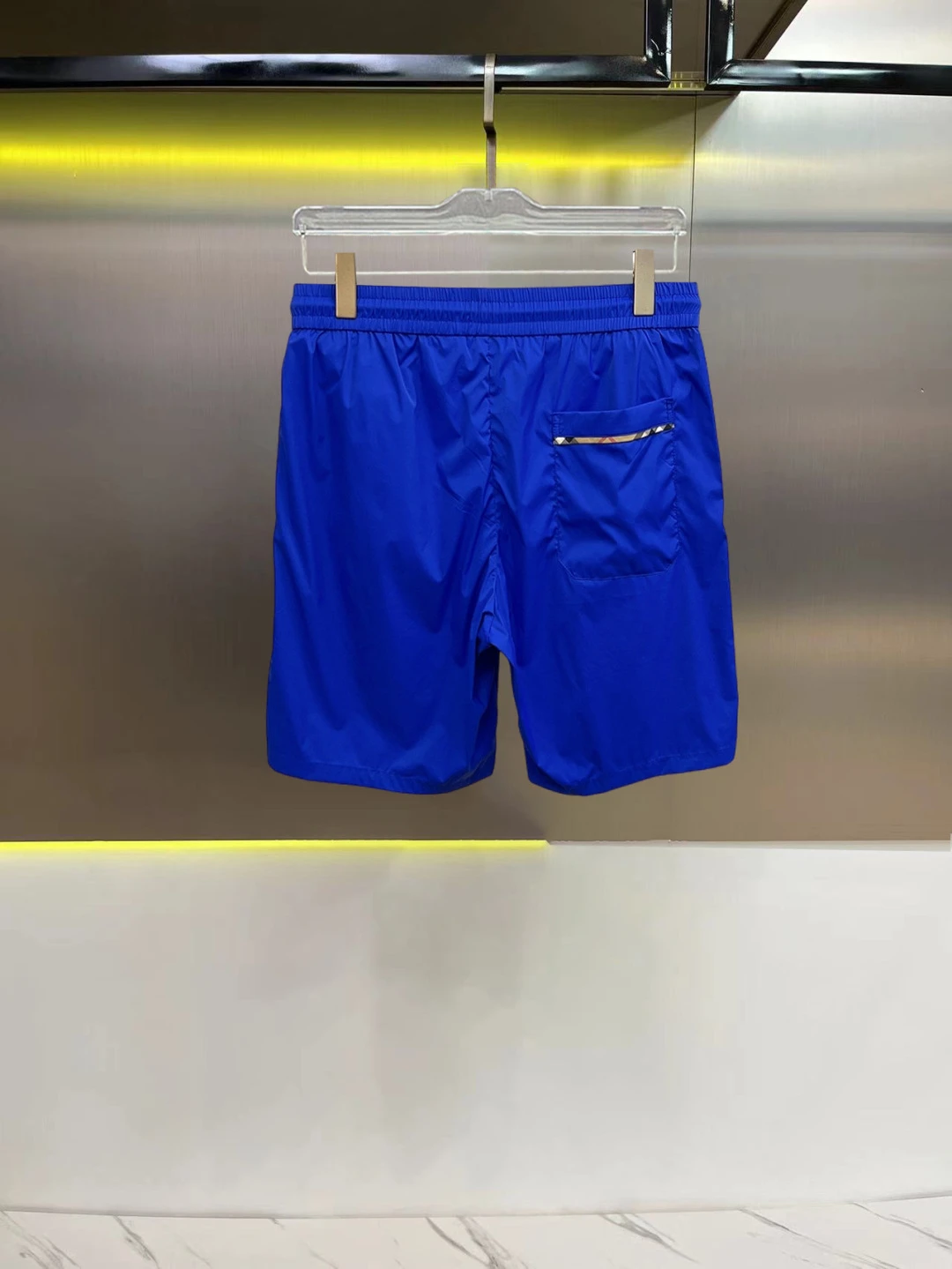 Burberry Shorts — 71787d7e