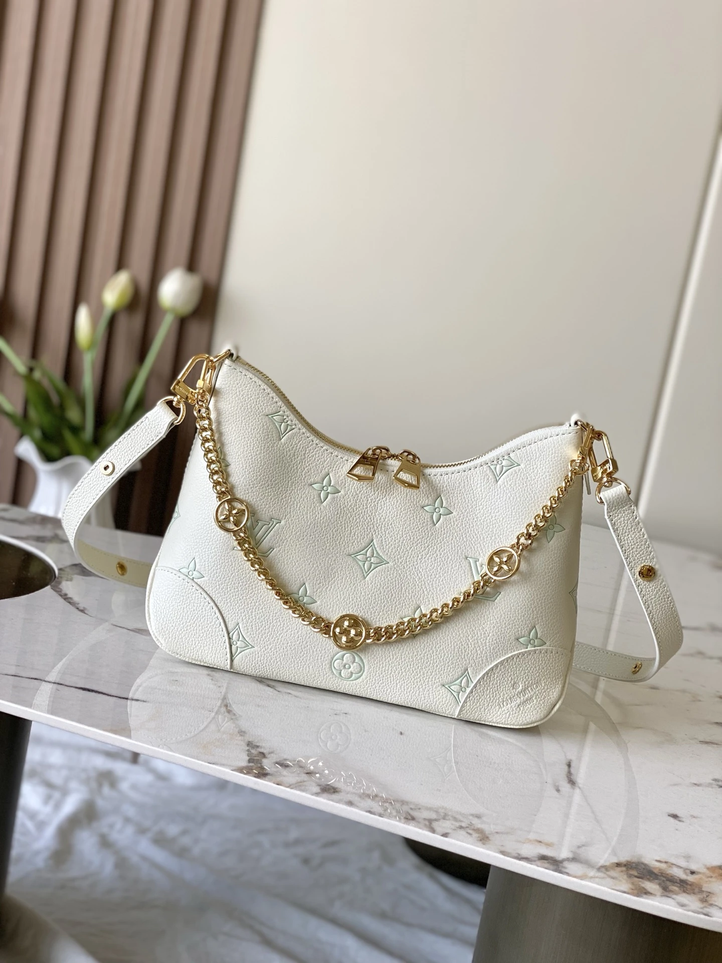 Louis Vuitton Bag — 56934283