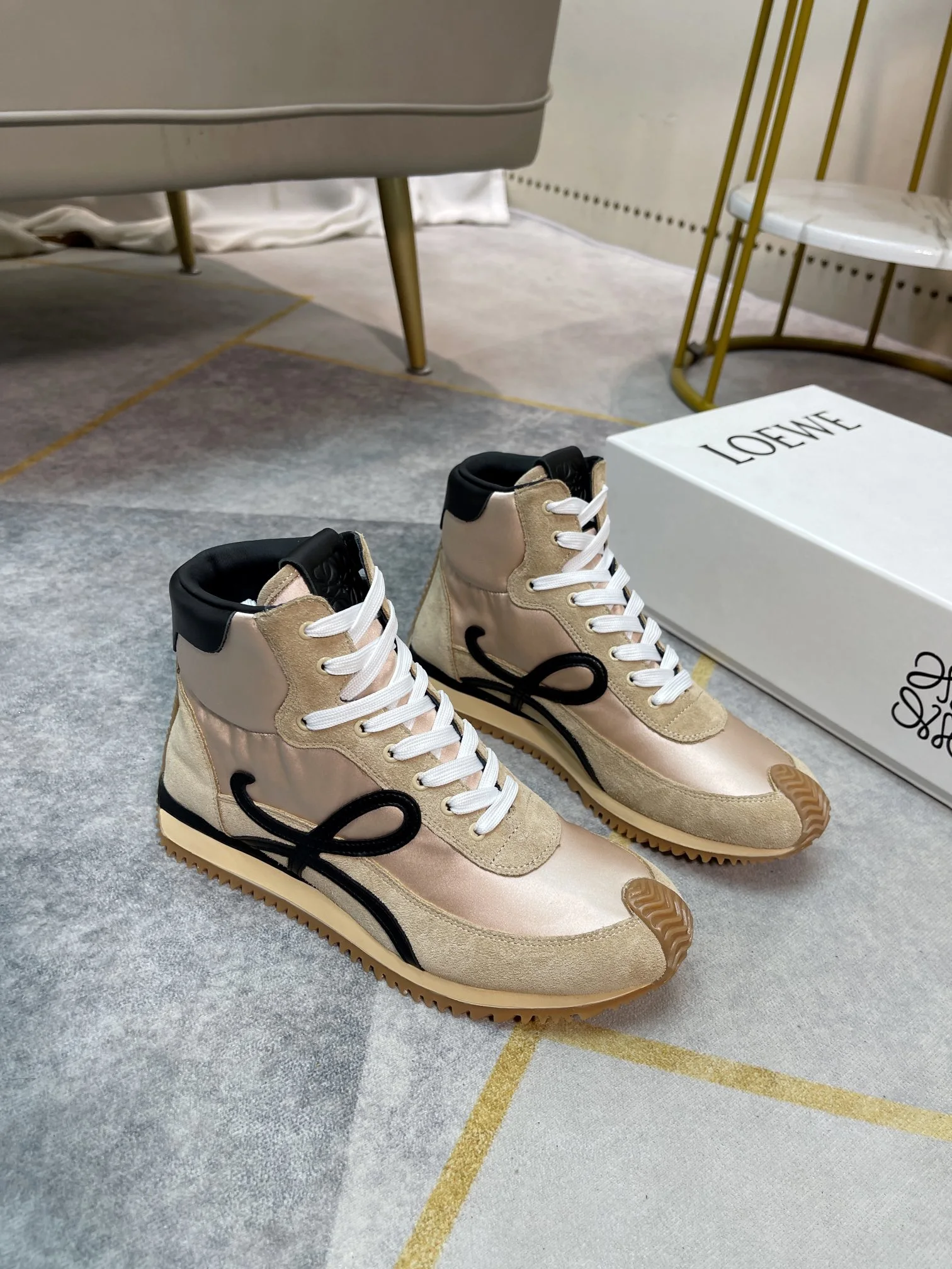 Loewe Sneakers — 3d000756