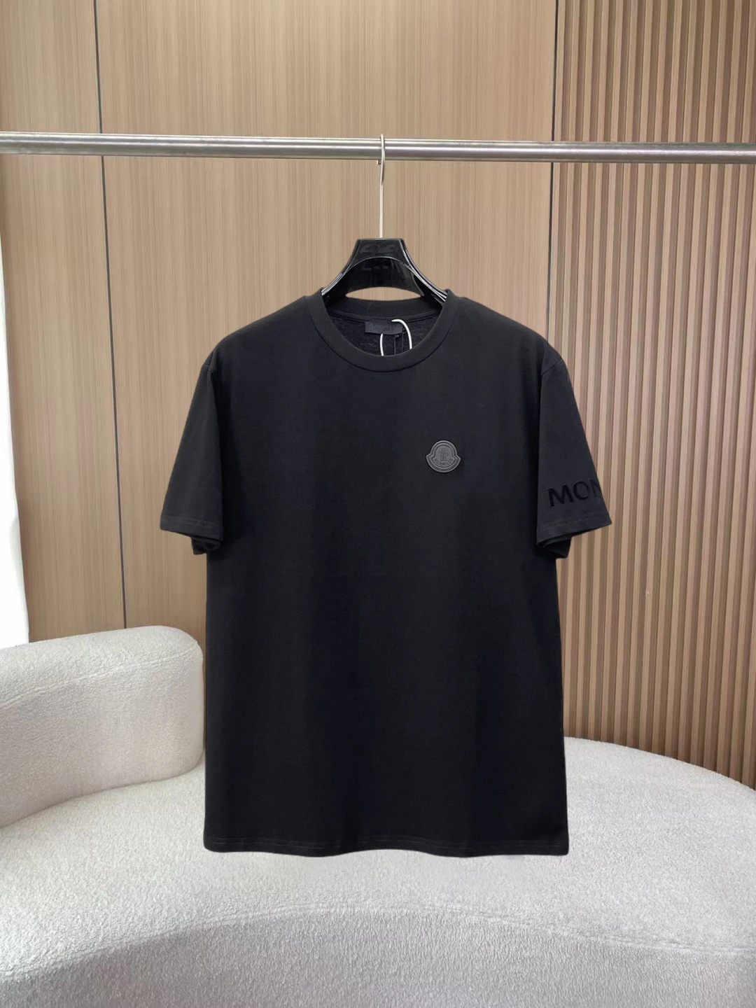 Moncler T-Shirt — 8f899230