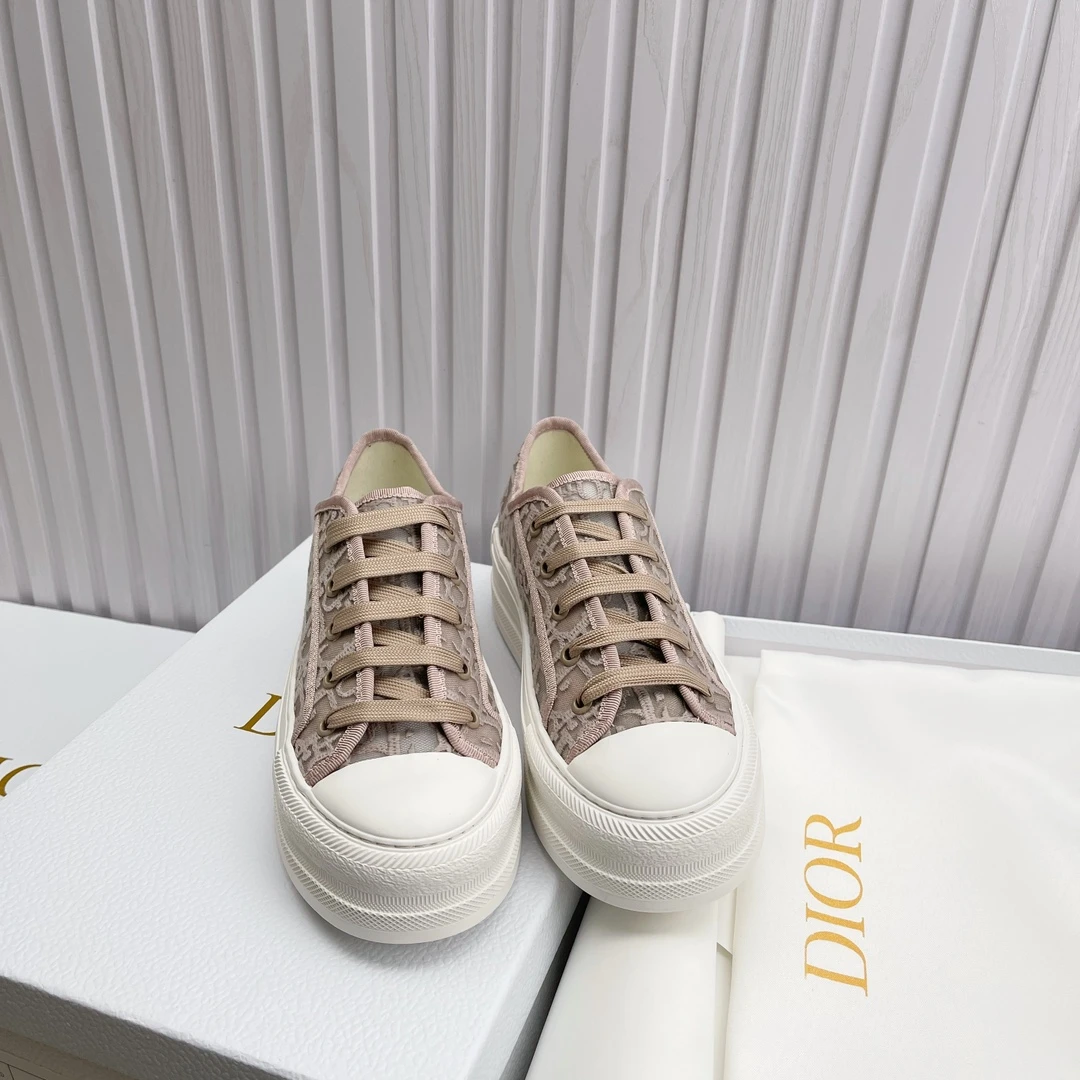 Dior Sneakers — ad259c81