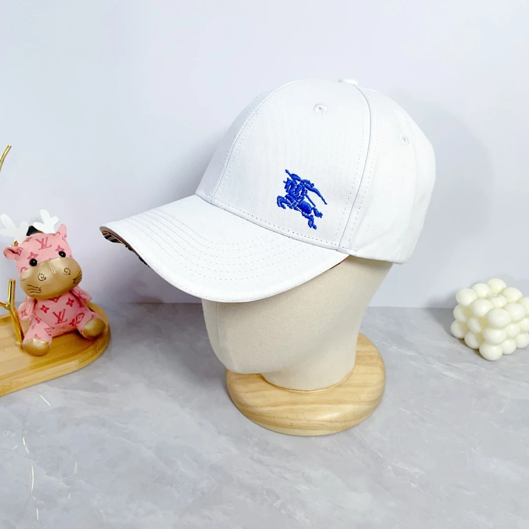 Burberry Hat — 10cf86ce