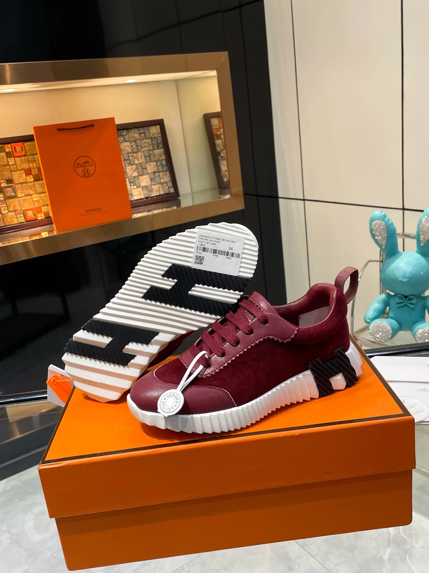 Hermès Sneakers — f56ef7ea