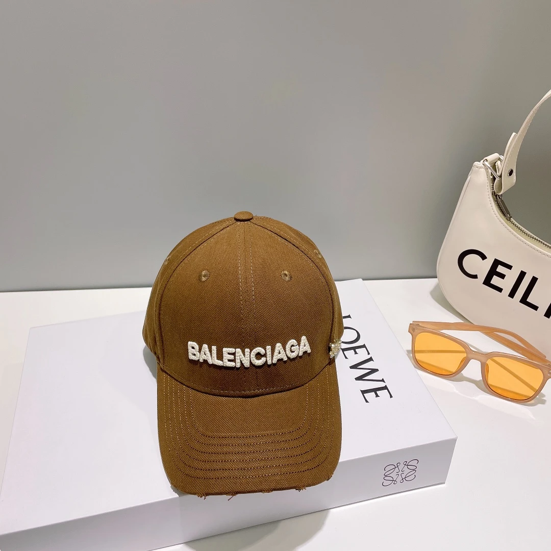 Balenciaga Hat — 034cbd21