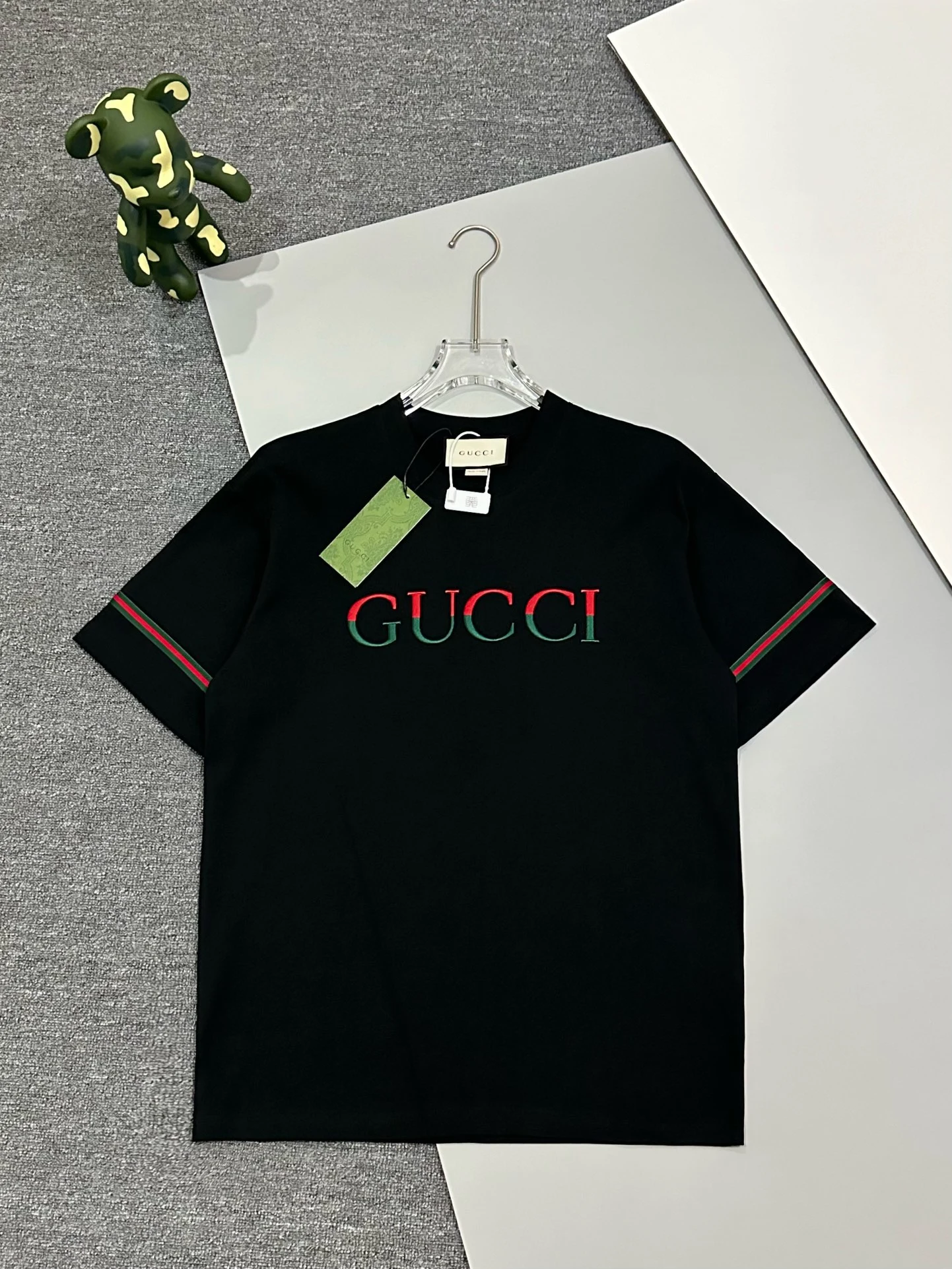 Gucci T-Shirt — 851685de