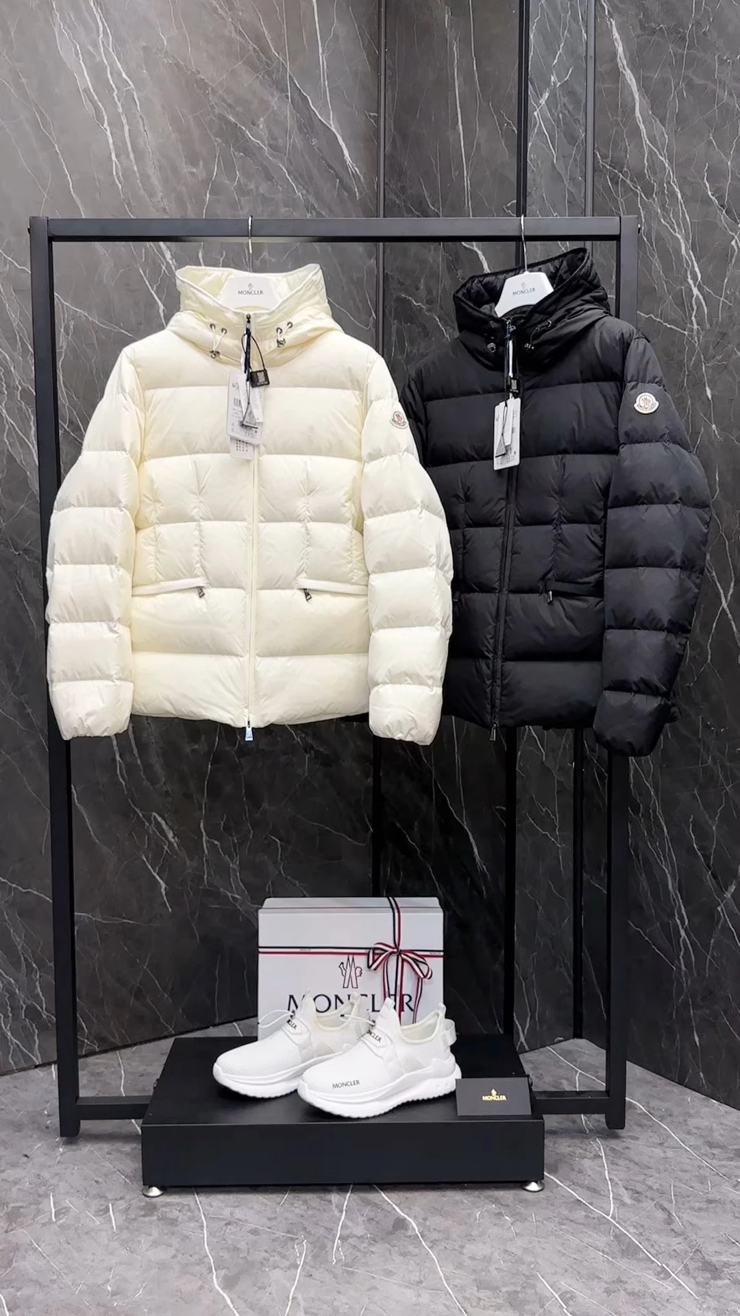 Moncler Down Jackets — 2c2b16fc