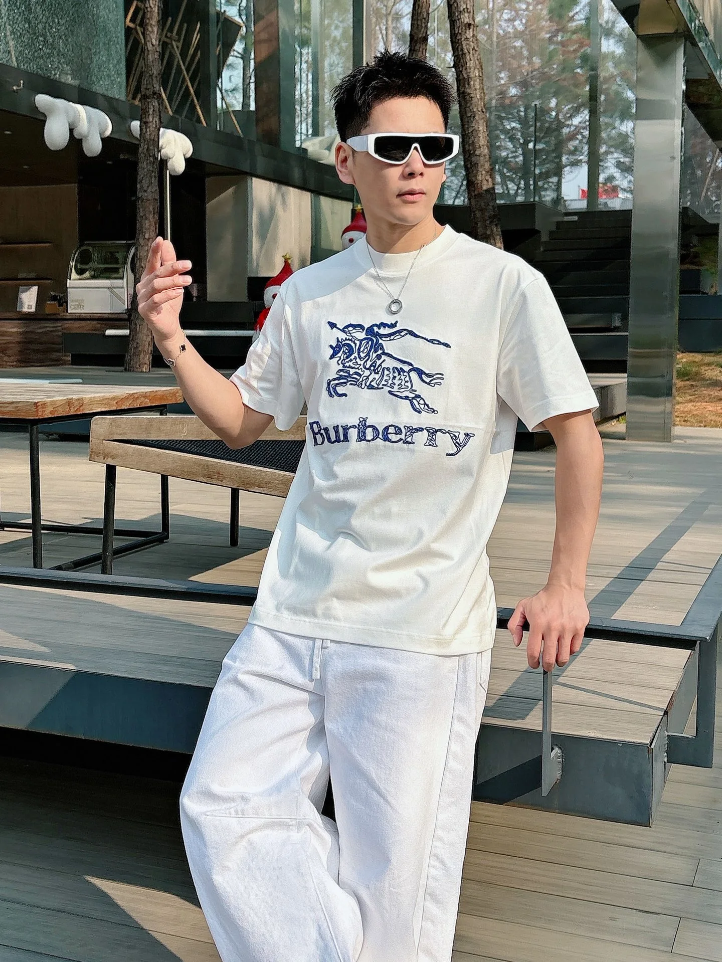 Burberry T-Shirt — 9284caba