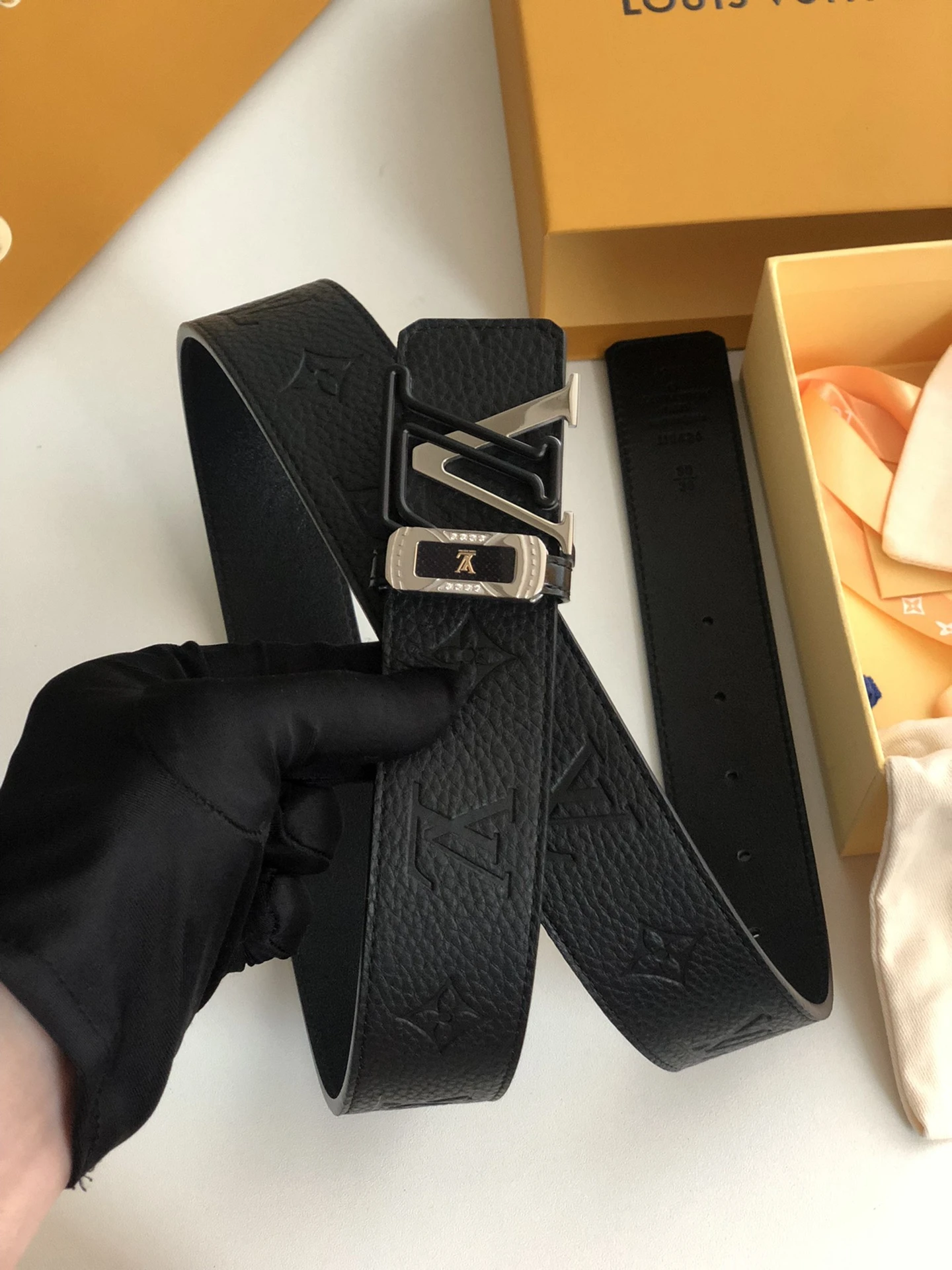 Louis Vuitton Belt — 9af47ab1