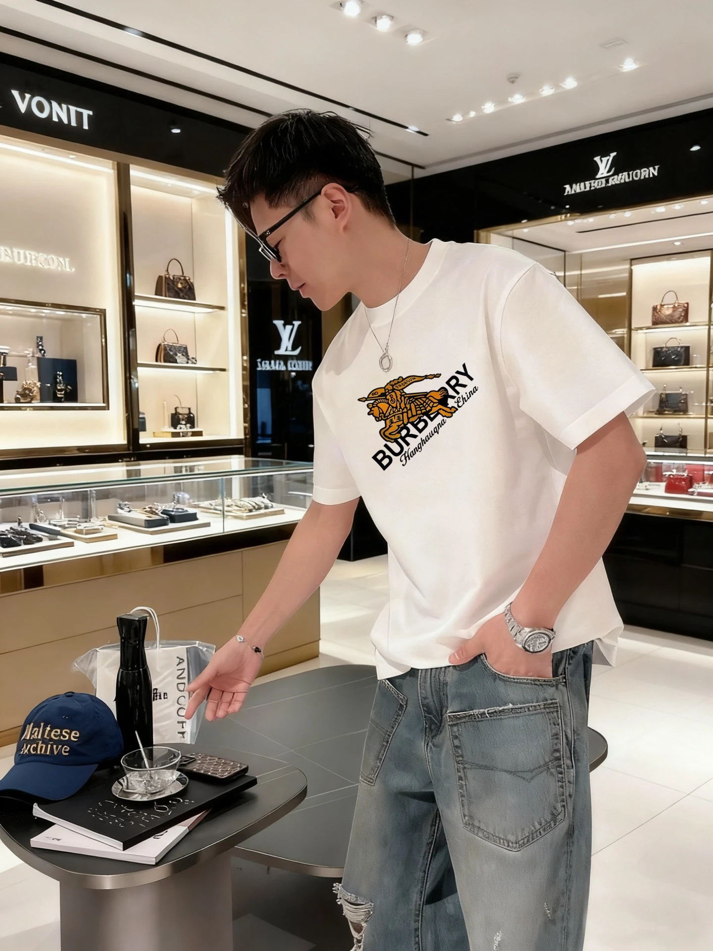 Burberry T-Shirt — e55926cf