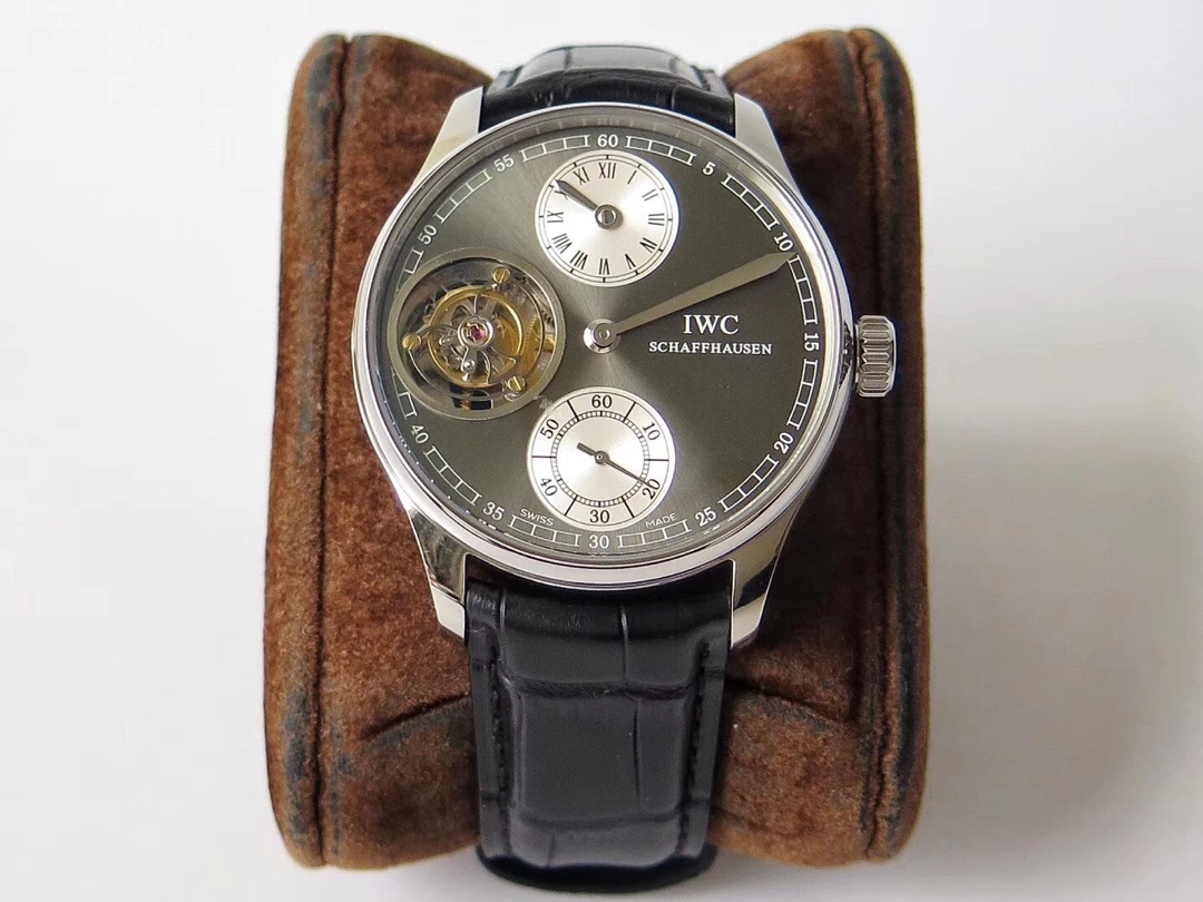 IWC Watch — 46bb653b