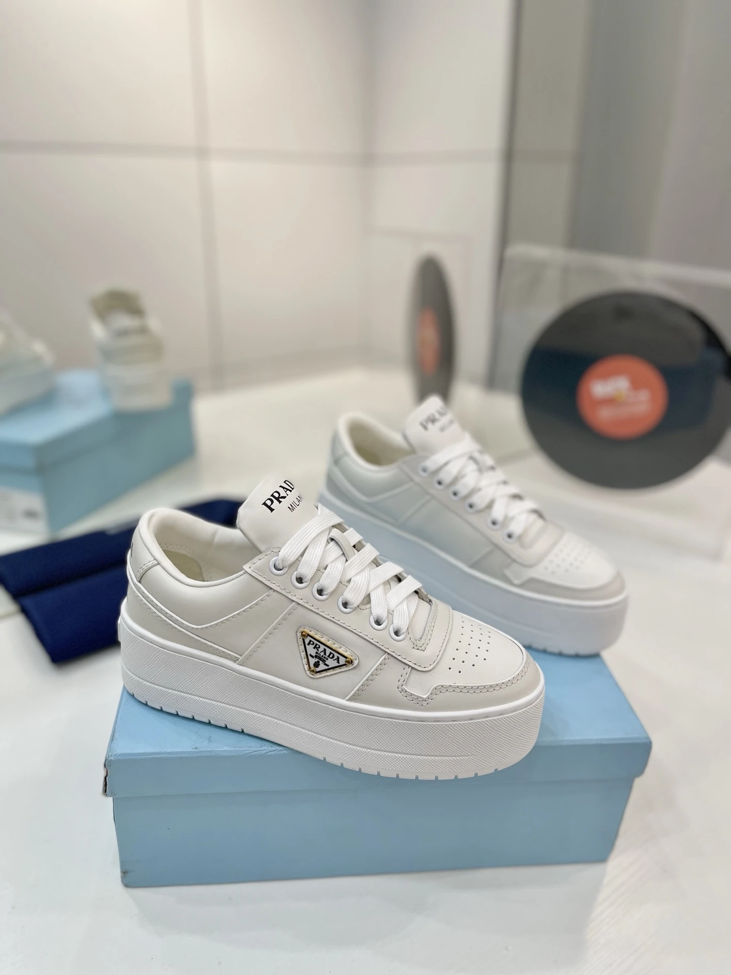 Prada Sneakers — 25063dad